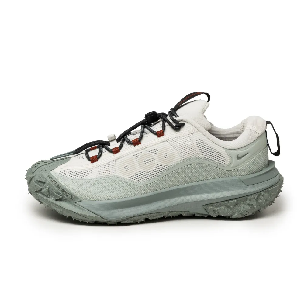 Nike Mountain Fly 2 Low GORE TEX GTX ACG HF6245-003 / schwarz