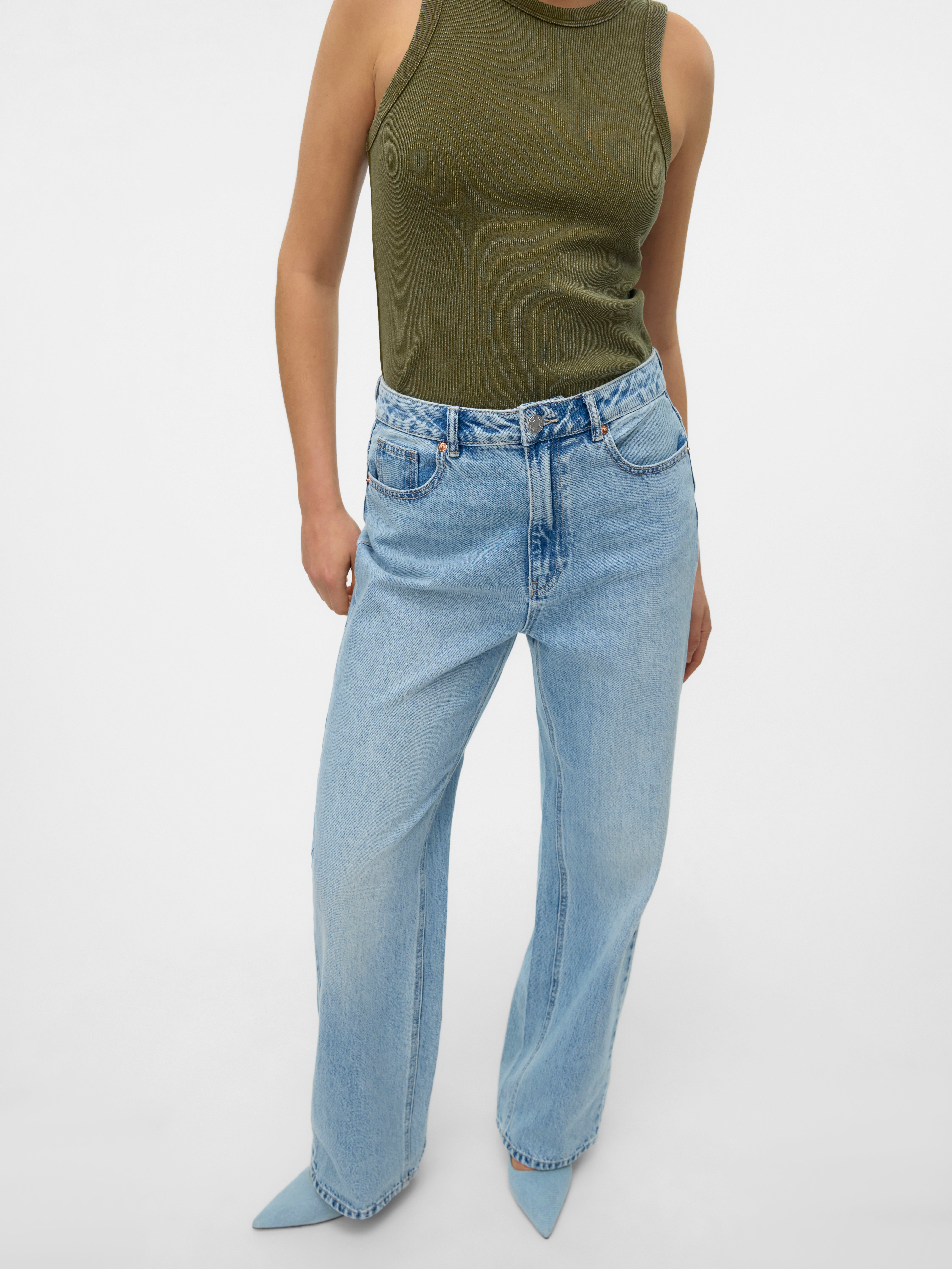 VMTOKYO Niedrige Taille Gerade geschnitten Jeans