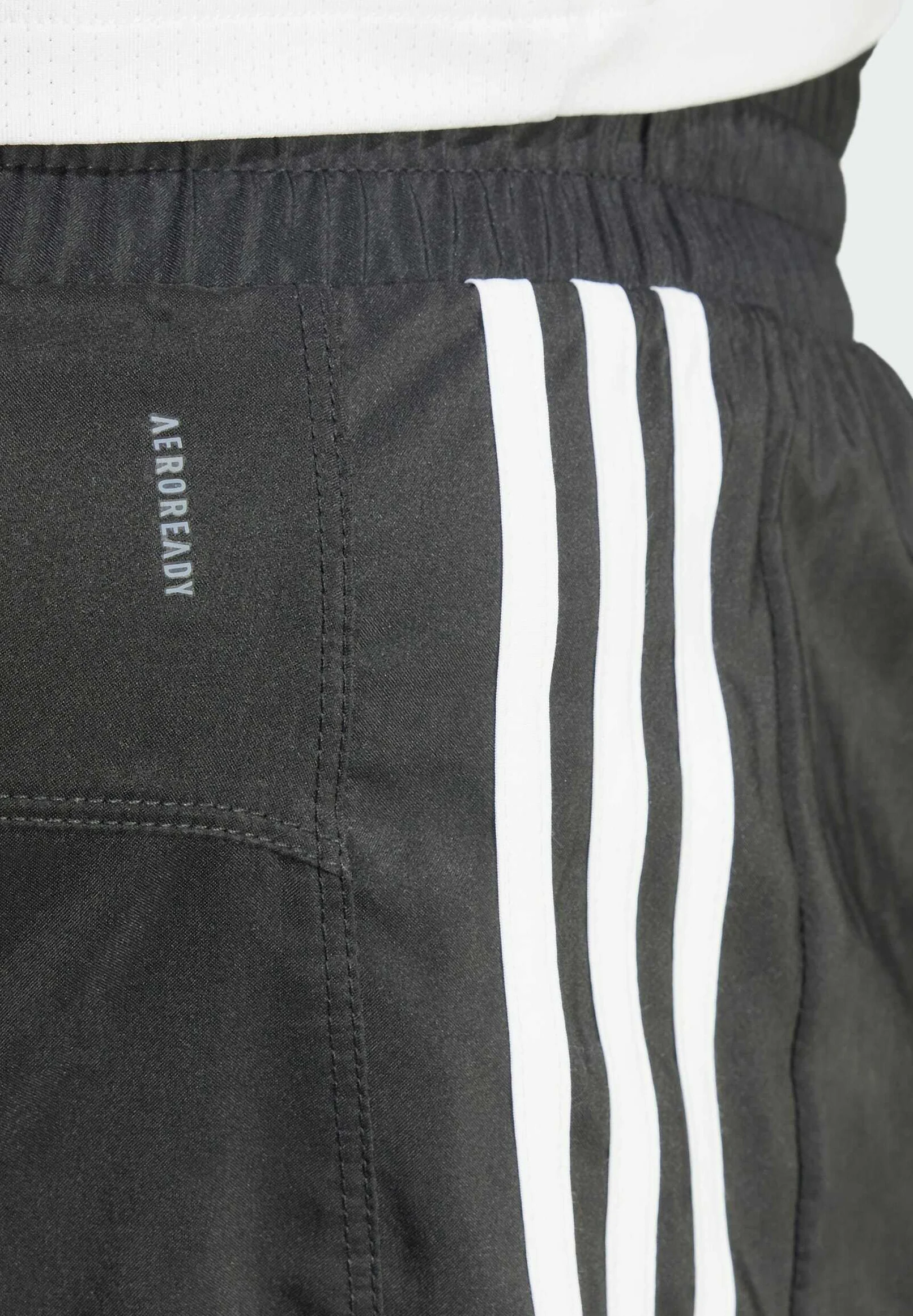 adidas Performance PACER 3-STRIPES WOVEN HIGH-RISE TALLA GRANDE - Pantalones cortos deportivos