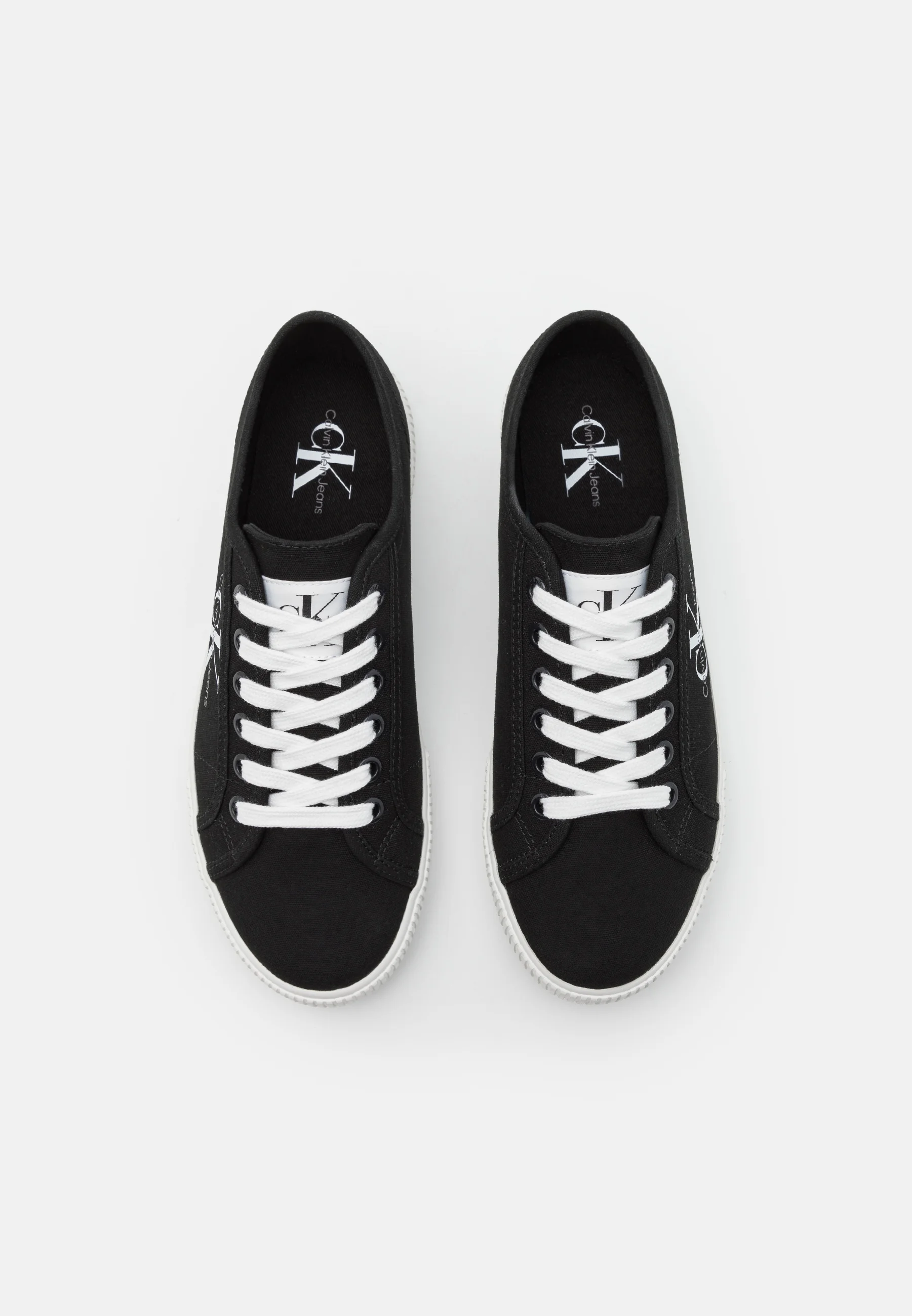 Calvin Klein Jeans ESSENTIAL- Zapatillas bajas