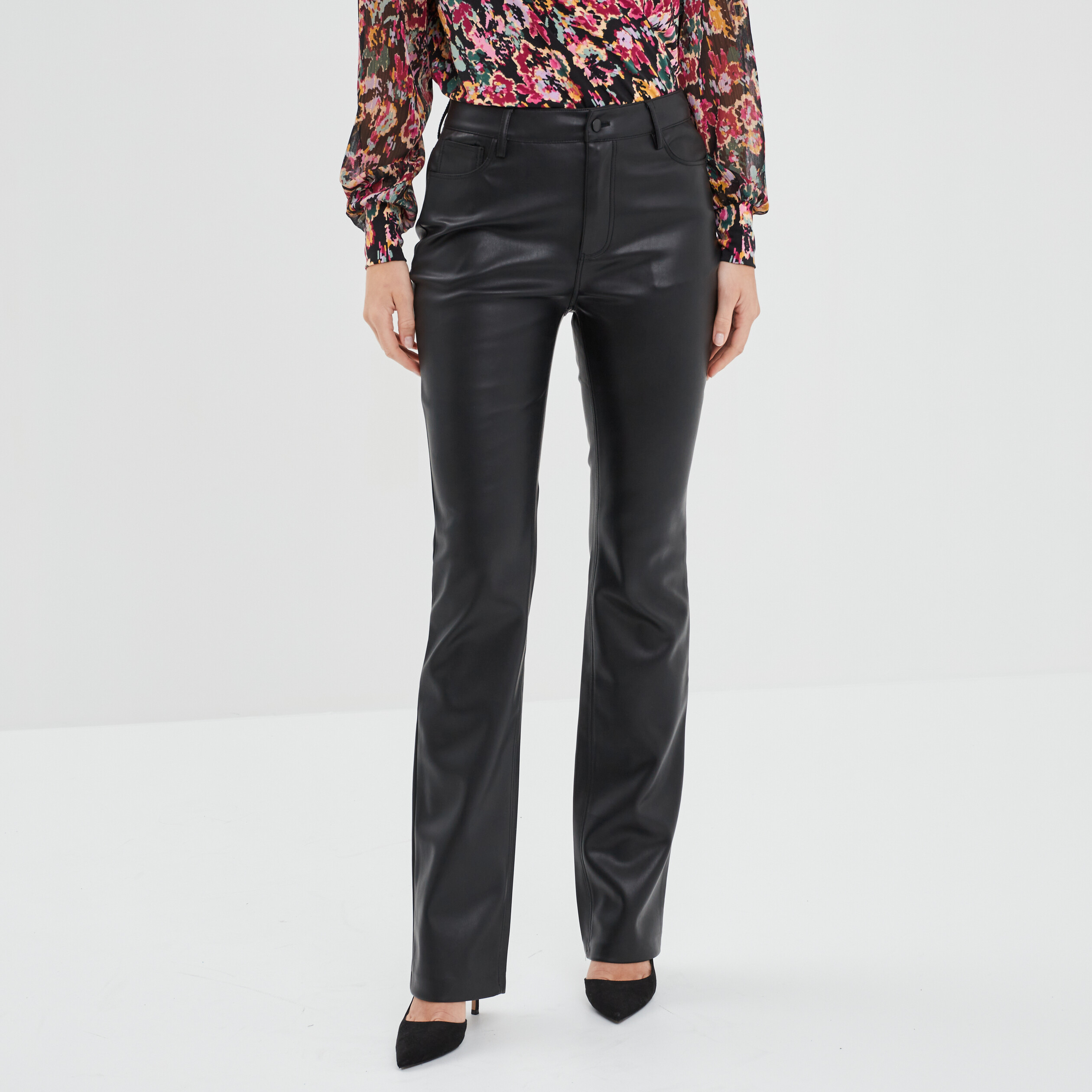Pantalon droit simili cuir noir femme | La Halle