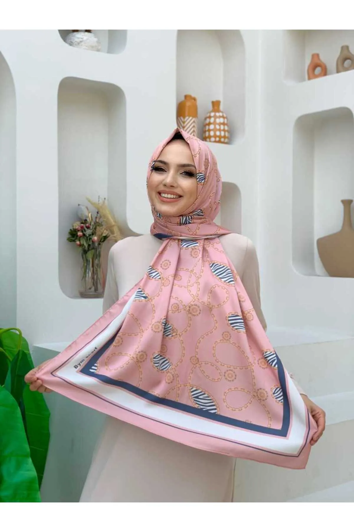 Bym Fashion  2039 Ovaler Kettenschal Rosa