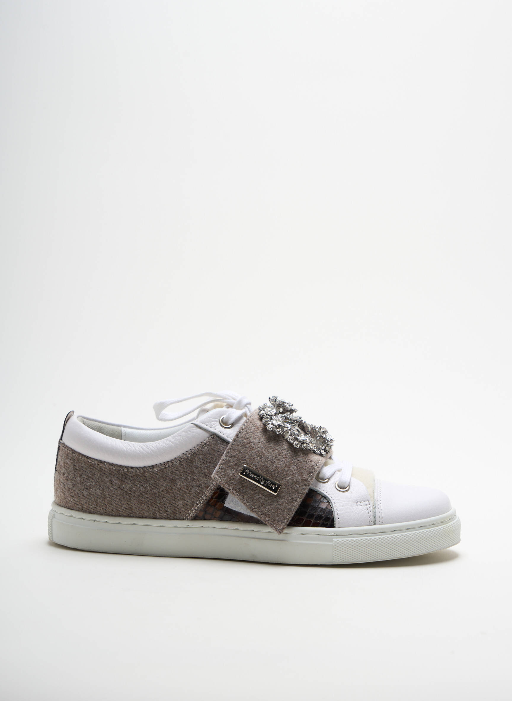 Friendly Fire Baskets Femme couleur blanc