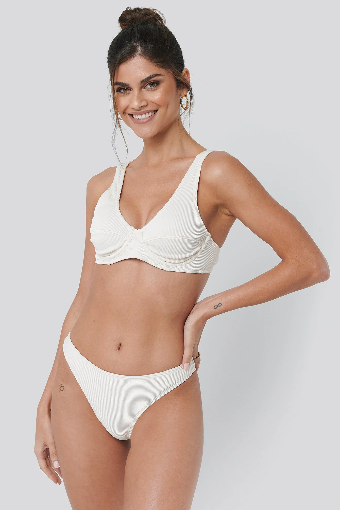 Geripptes Bikini-Höschen