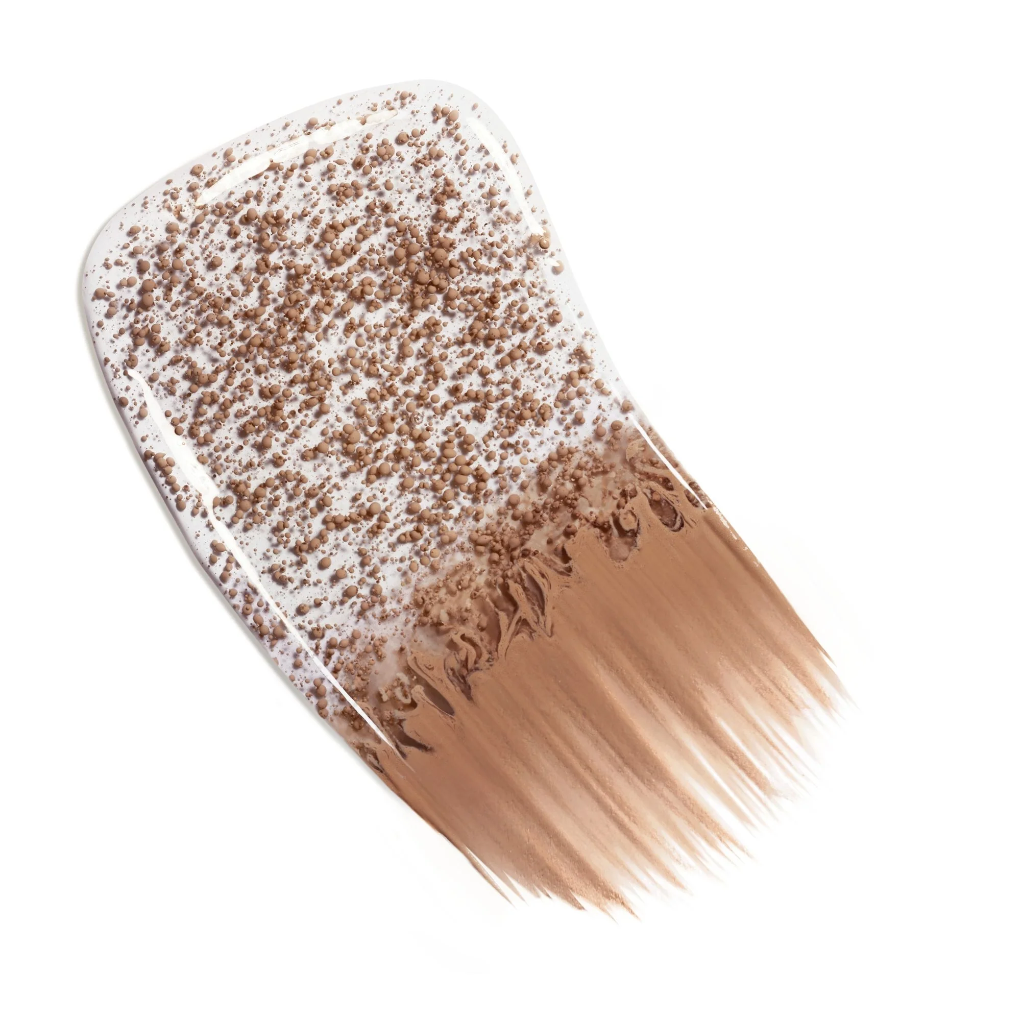 LES BEIGES EAU DE TEINT - OCHELARI PROASPĂȚI CU MICROSFERE PIGMENTATE. EFECT DE TEN NUDE. REZULTAT RADIANT ȘI NATURAL.