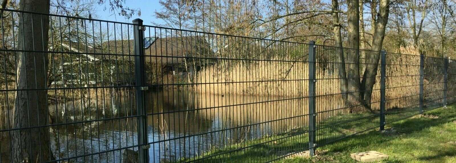 Fischer und Adamek Gartenzaun Doppelstabmattenzaun Set 6/5/6 Verzinkt Pulverbeschichtet Anthrazit, (Höhe: 830 mm Gesamtlänge: 2,5 m, Matten Anzahl: 1 Pfosten Anzahl: 2), Drahtstärke Horizontal 6 mm Vertikal 5 mm