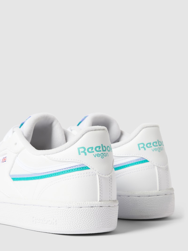 Sneaker mit Kontraststreifen Modell 'CLUB C 85' in weiß