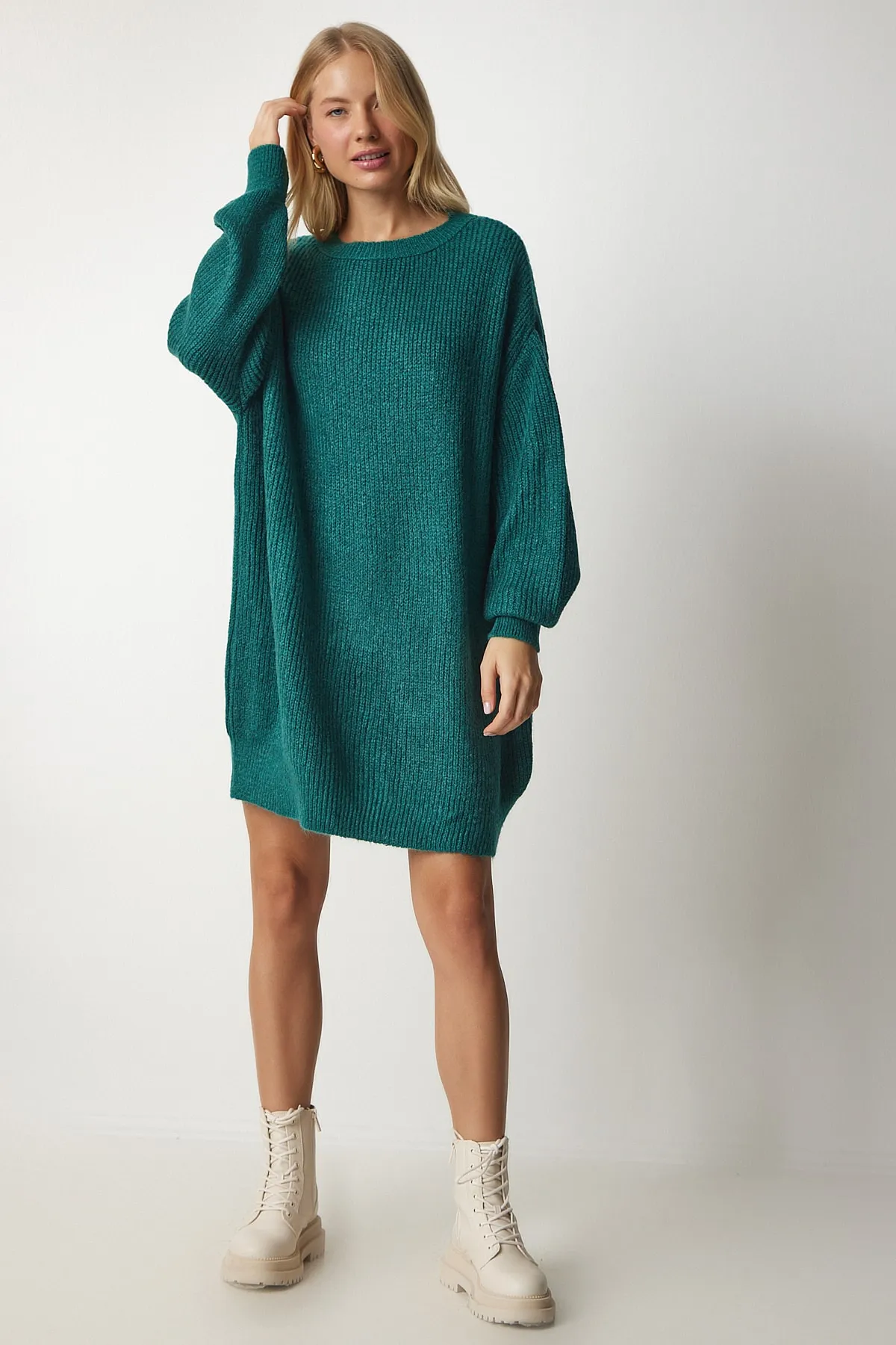 Happiness İstanbul  Damen Smaragdgrünes Oversize-Sweatshirt aus Basic-Strick BV00099