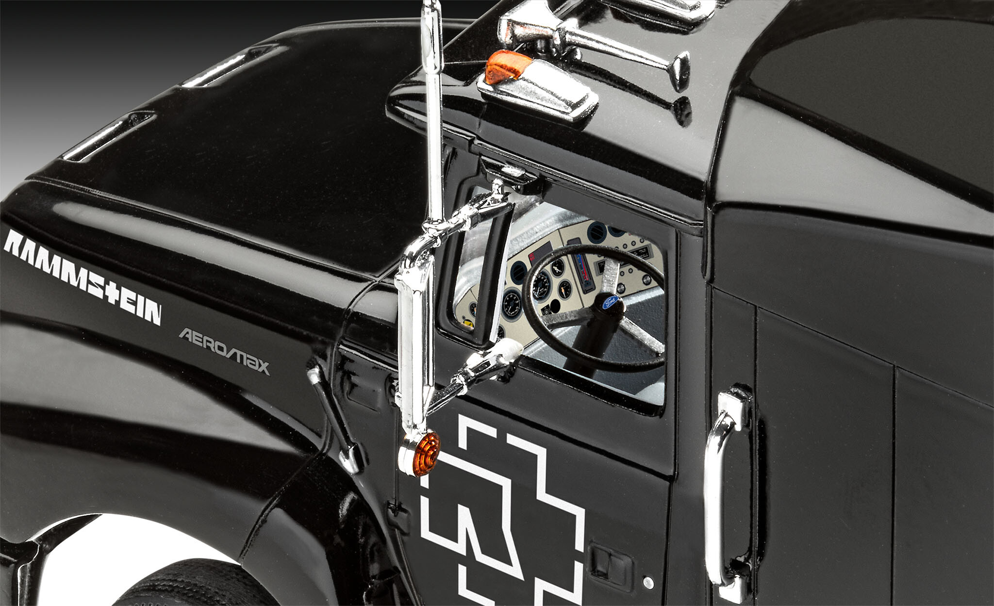 Tour Truck 