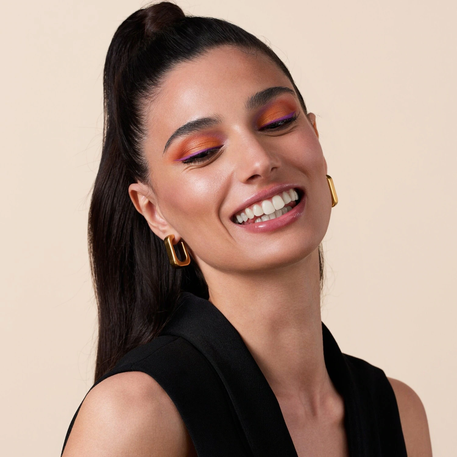 Rozjasňujúca kúra na očné okolie Catrice Under Eye Brightener 020 Warm Nude
