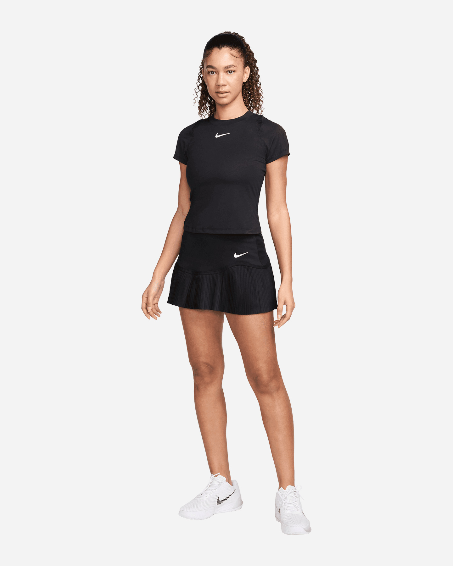 Dolne buty tenisowe Nike Advantage W FD6532-010