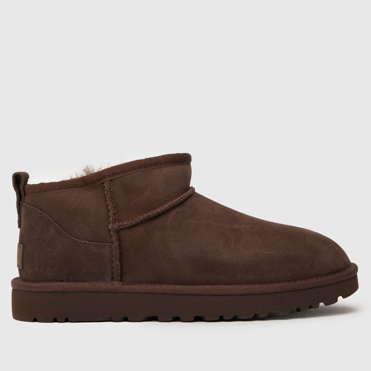 UGG klasszikus ultra mini csizma égetett cédrusból