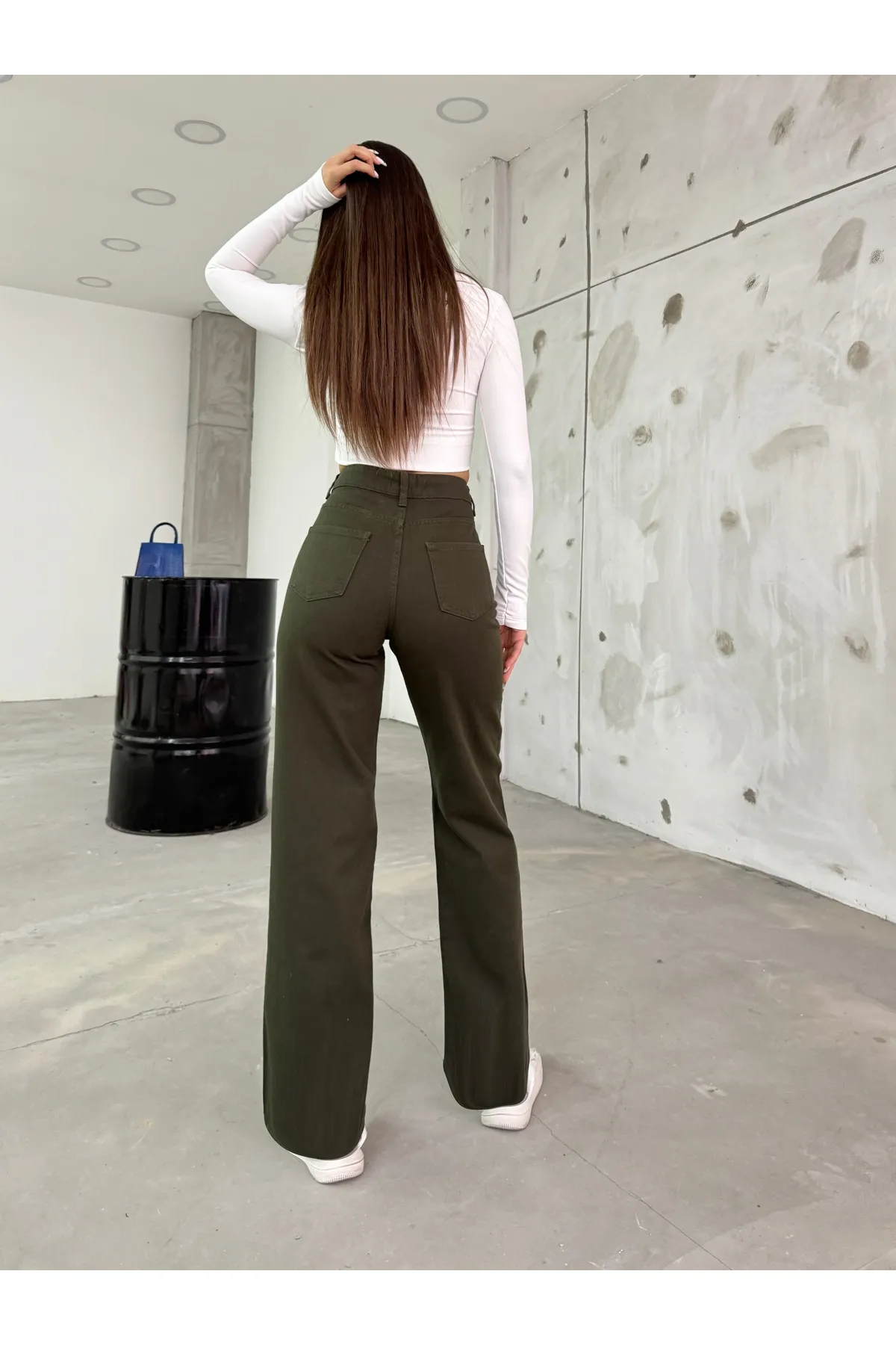 BİKELİFE  Khakifarbene Palazzo-Hose mit weitem Bein und hoher Taille für Damen