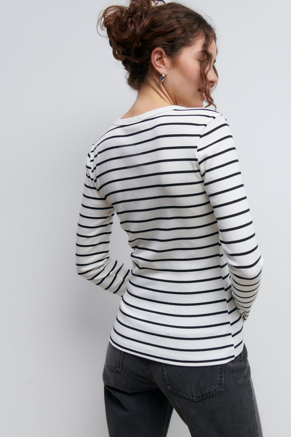 Basic long sleeve top