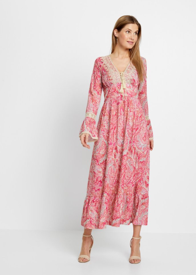Kleid mit Häkeleinsatz