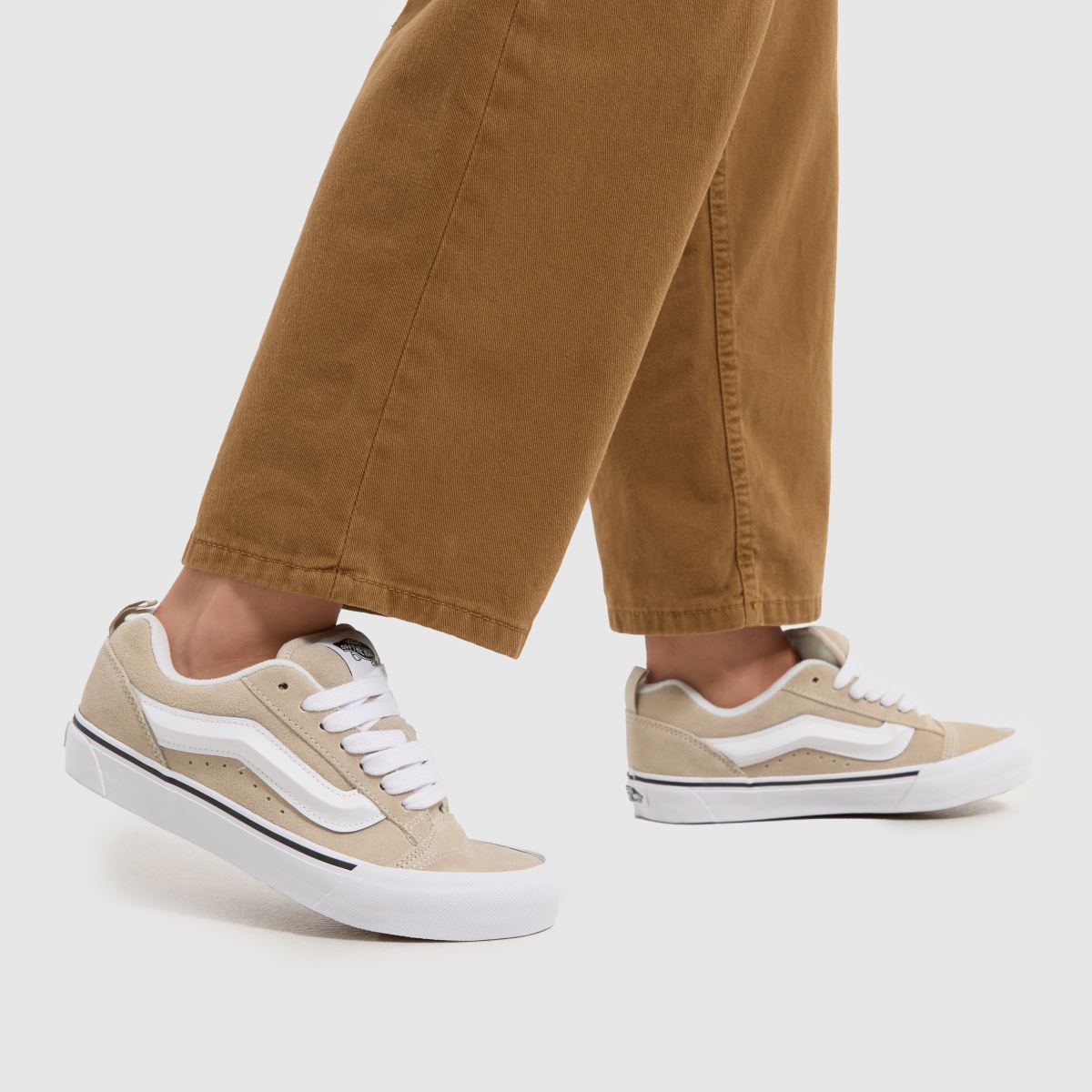 Vans skolskor för barn i vitt och beige