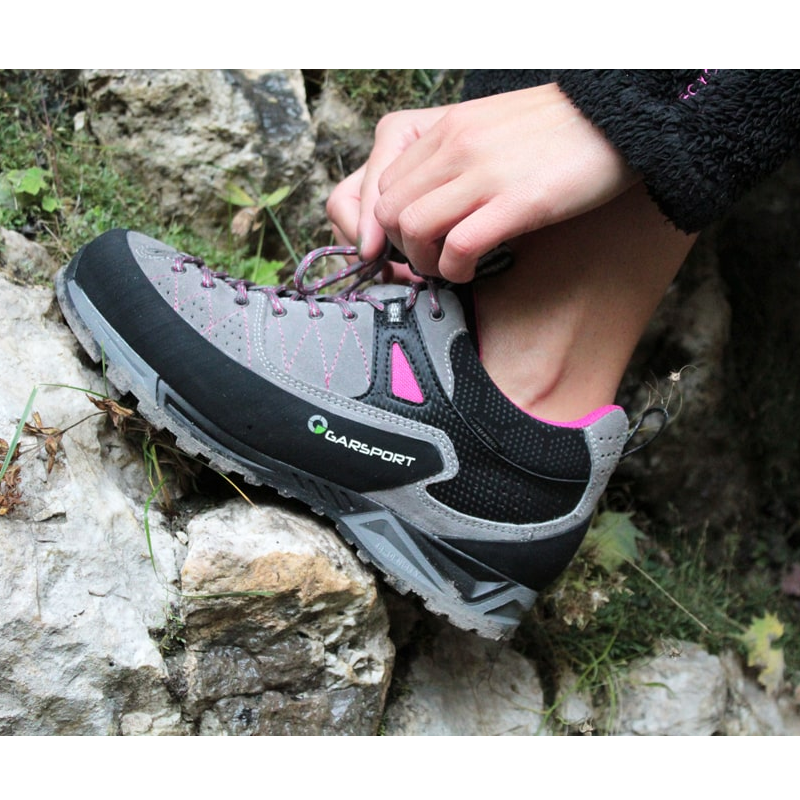 Garsport Mountain Tech Low WP graue Damen-Wanderstiefel