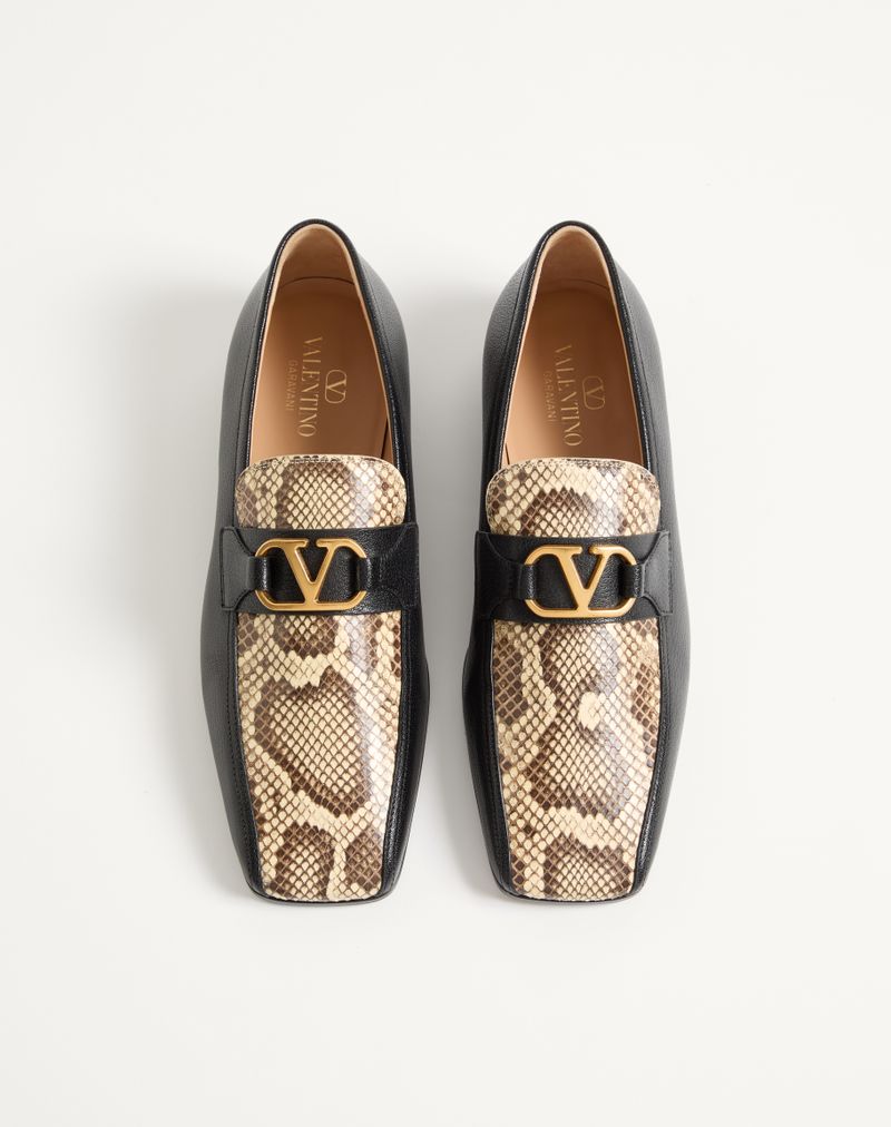 Mocassim VLogo Signature em couro Kid e Python