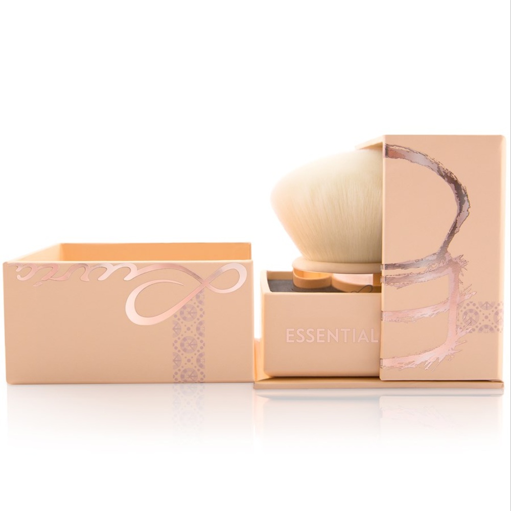 Luvia Essential Kabuki Nude
