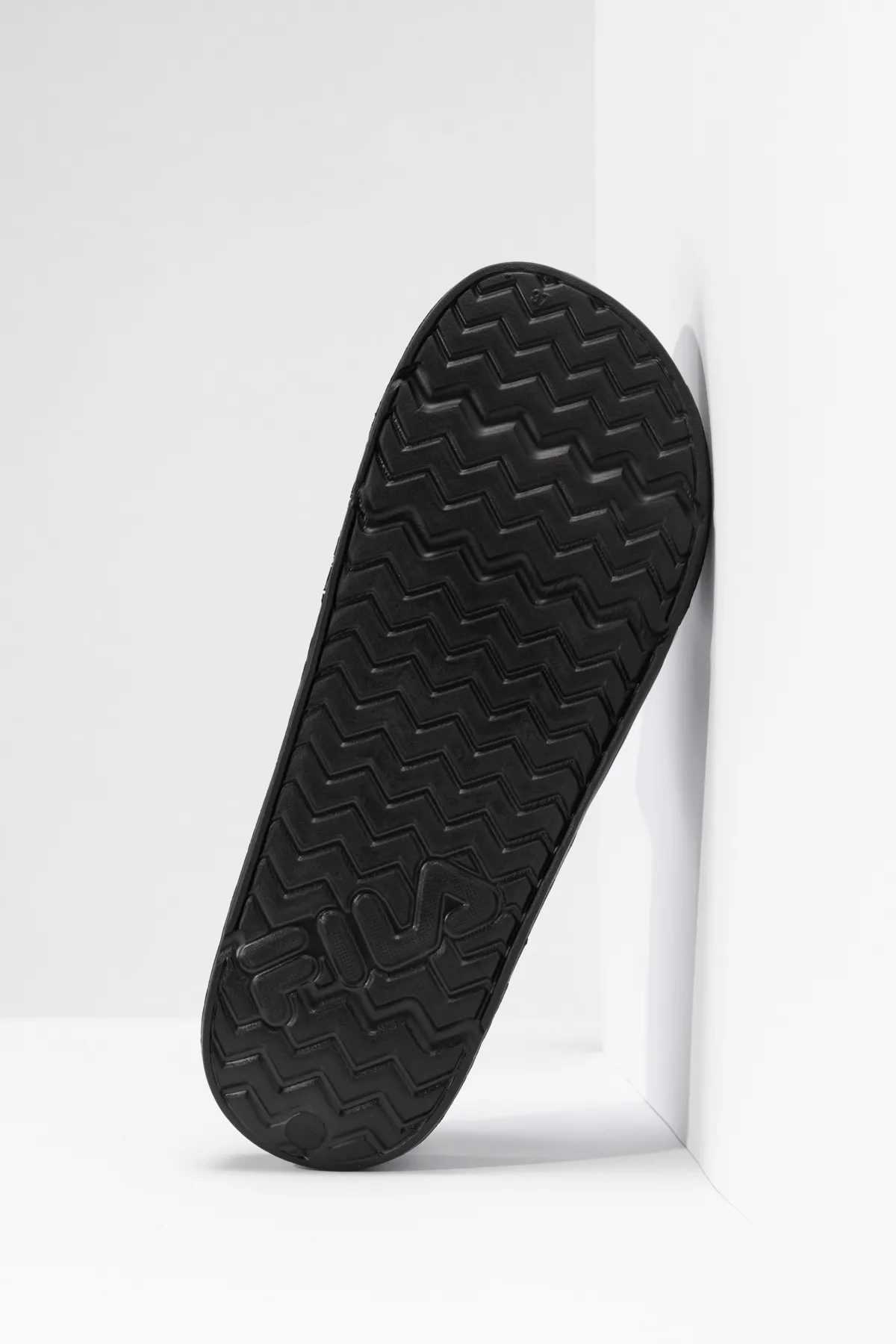 Fila  Morro Bay Slipper 2.0 Wmn Schwarze Sport-Hausschuhe für Damen1010901_25y