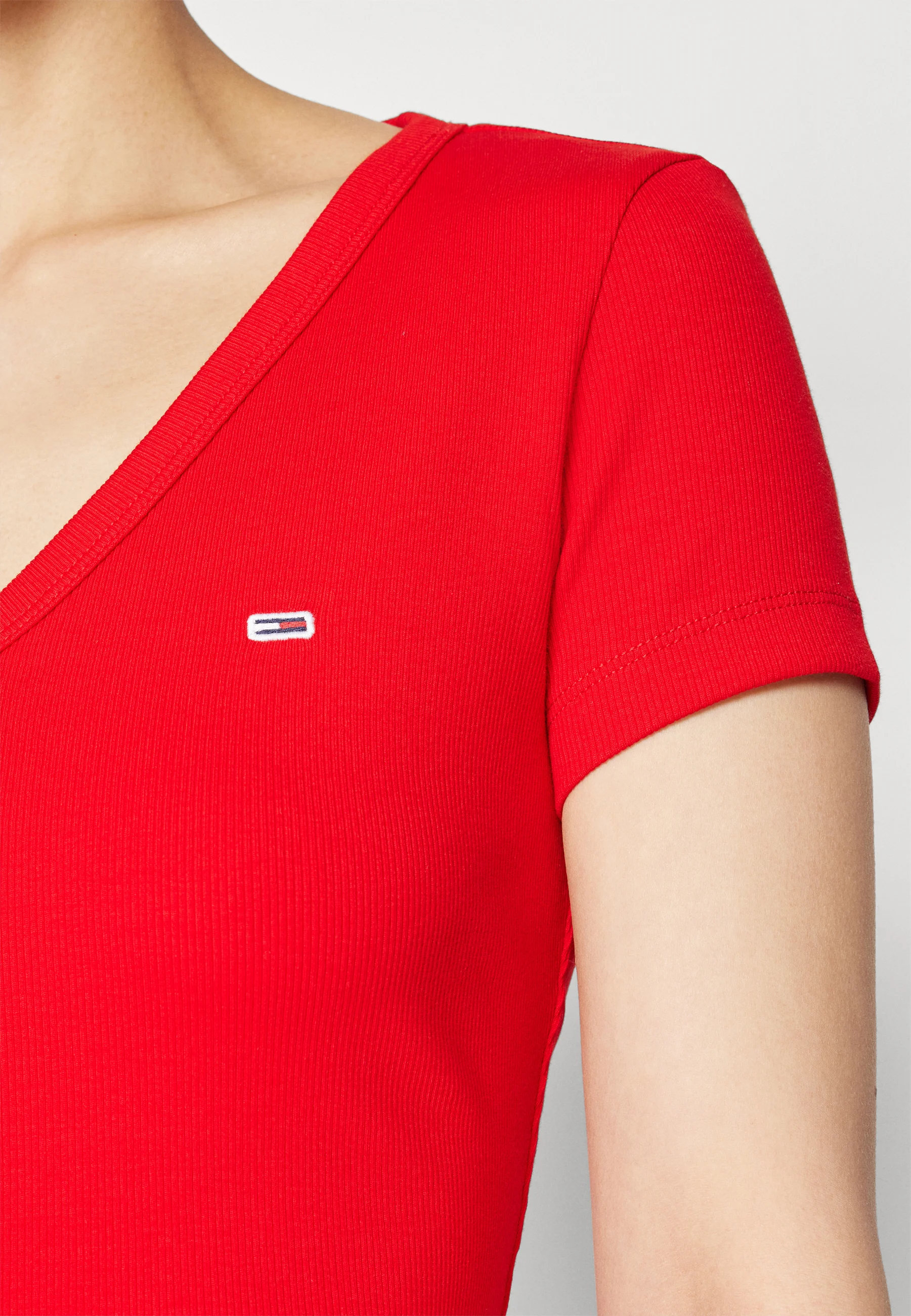 Tommy Jeans SLIM ESSENTIAL - Camiseta básica
