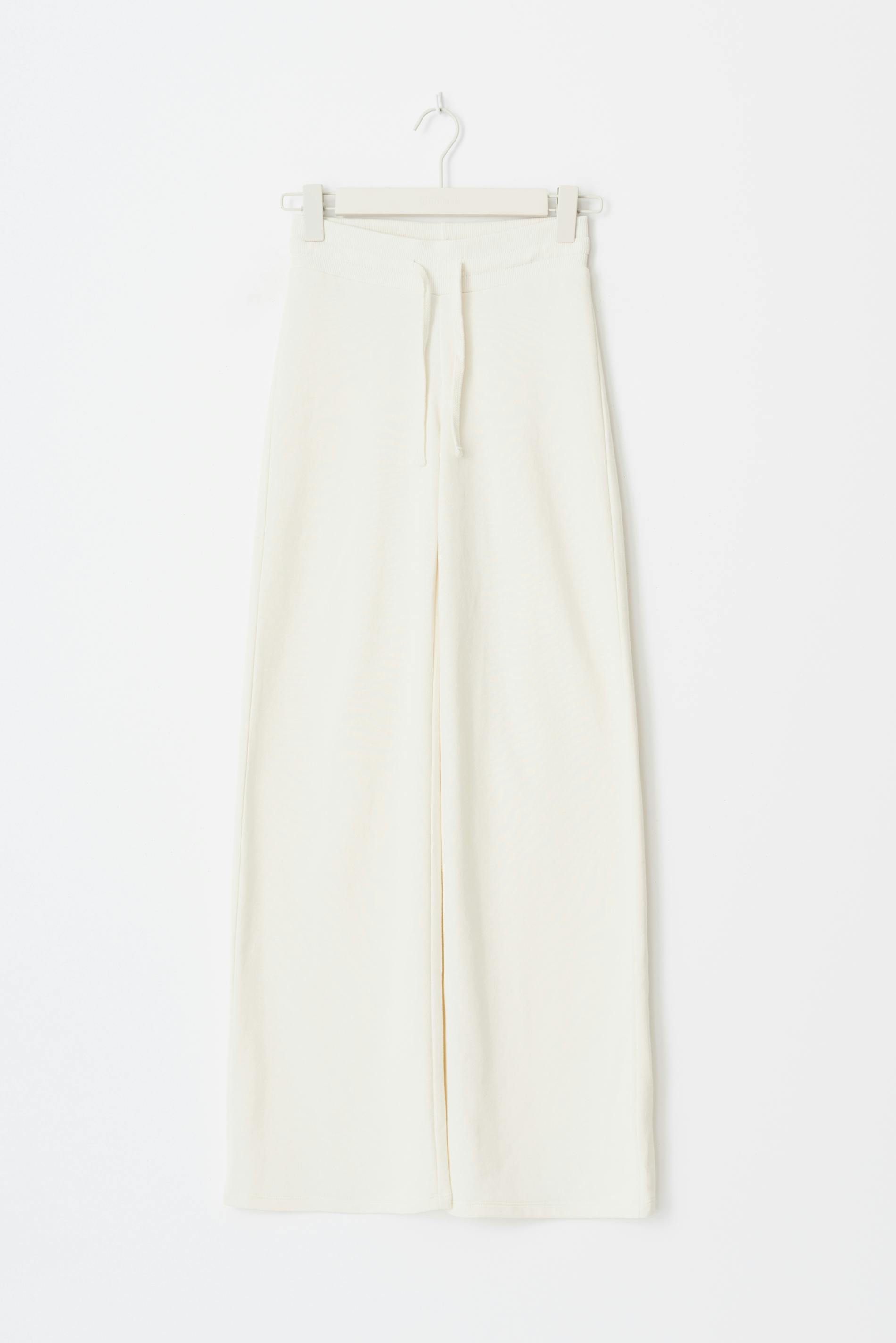 Slim low waist sweatpants