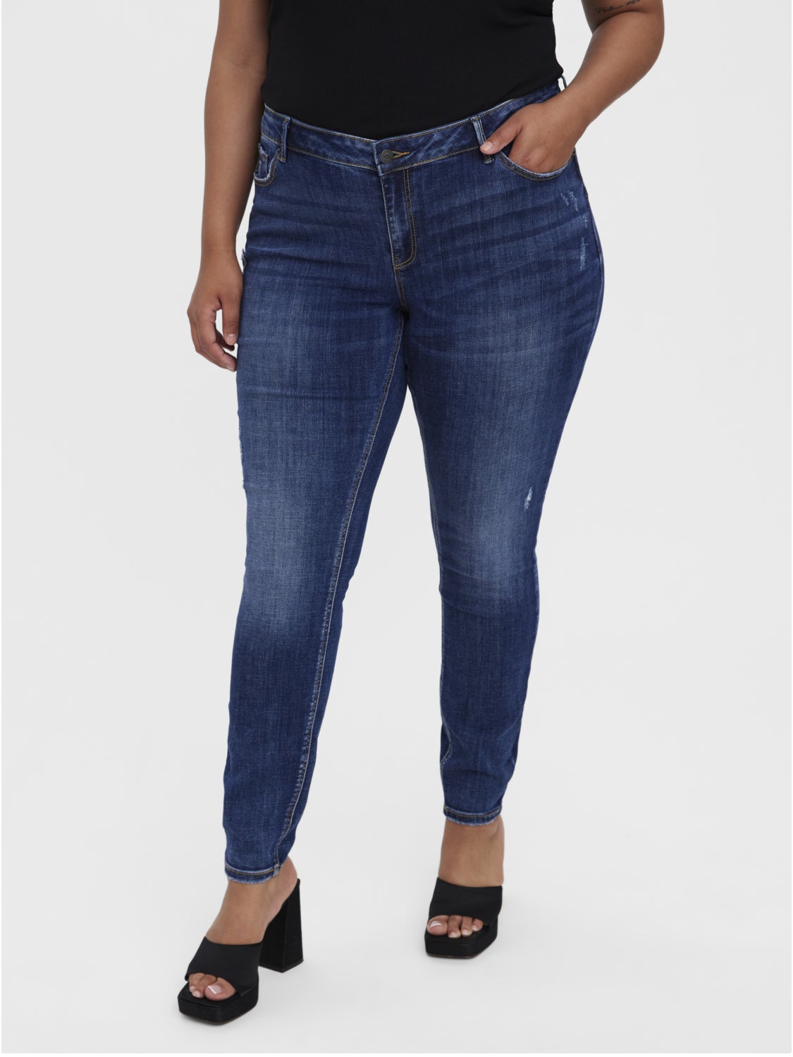 VMSEVEN Mid Rise Skinny Fit Jeans