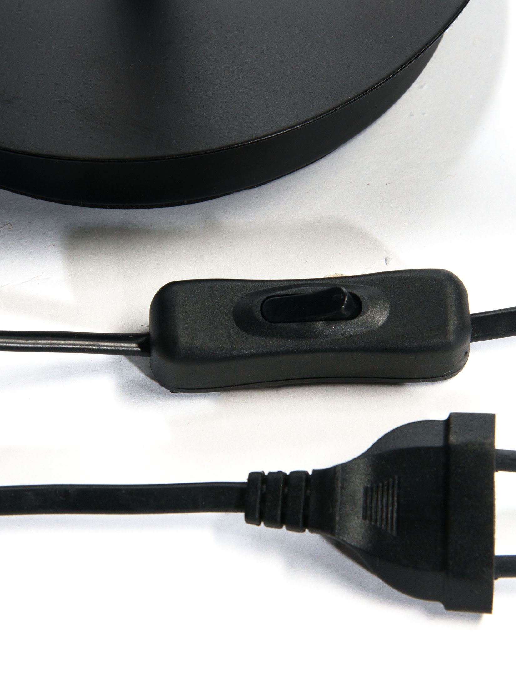 Minimalist Tischleuchte, Black