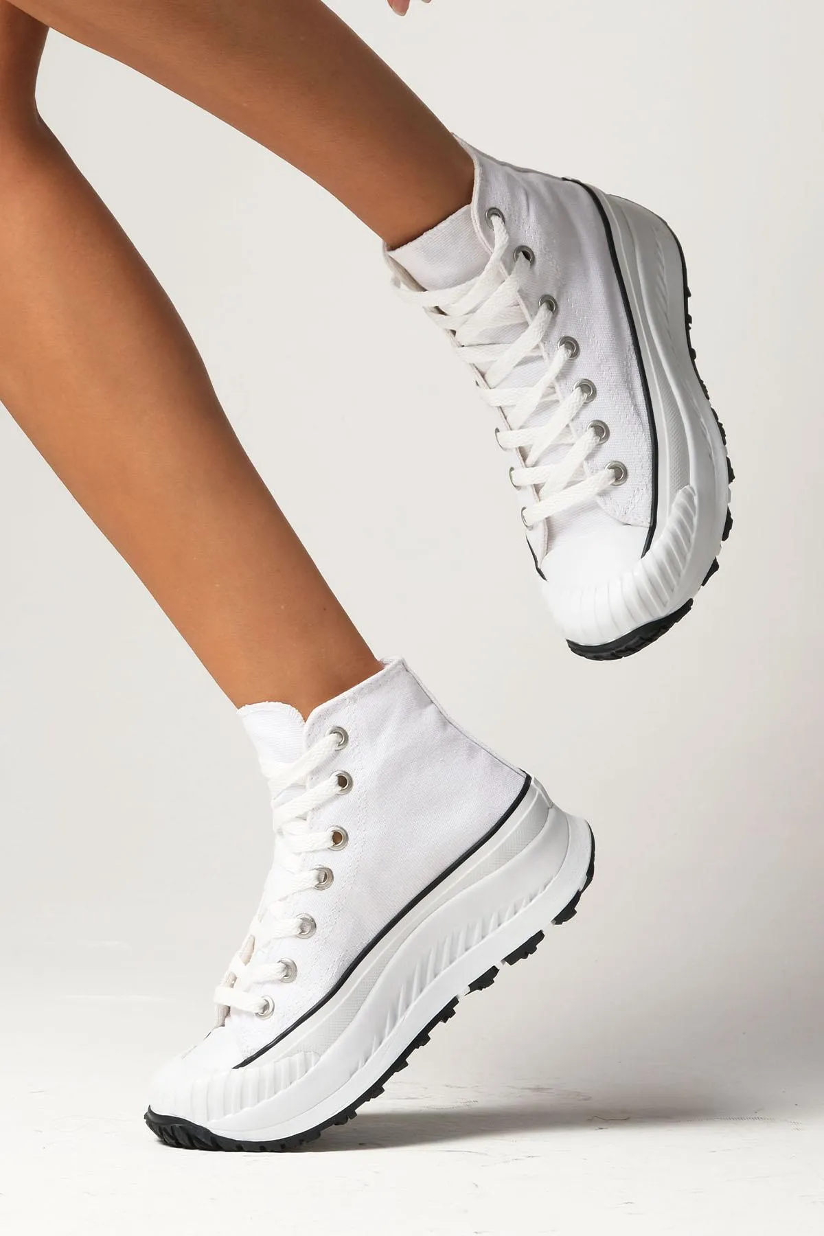 Mio Gusto  Bendis weiße Farbe Leinen dicke Sohle High Top Casual Damen Sneaker Schuhe