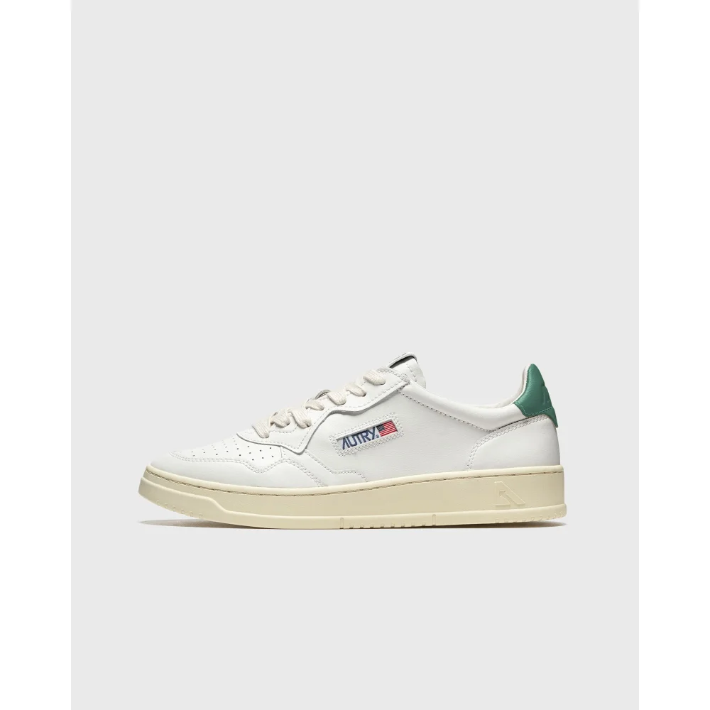 Autry Medalist W WMNS Low AULWLL44 / weiss