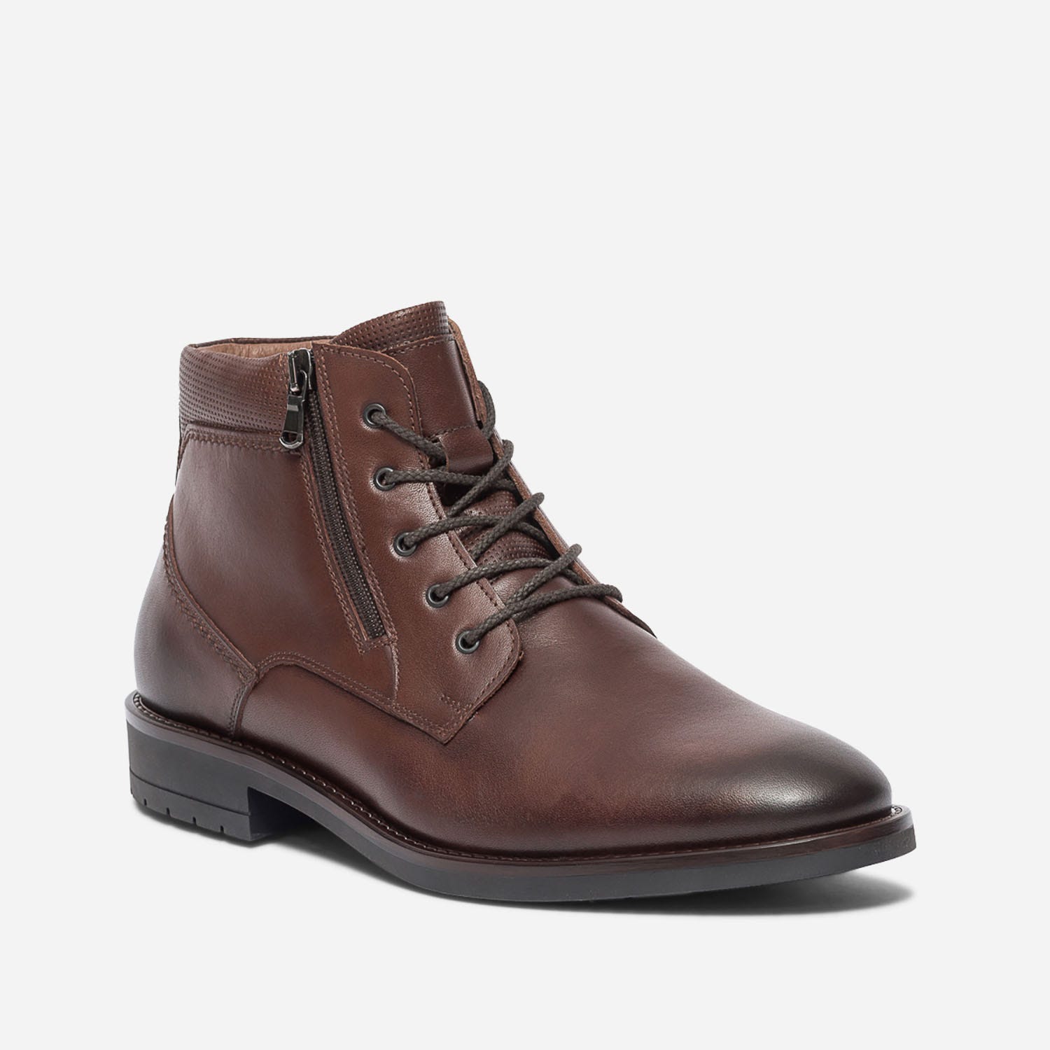 Boots cognac en cuir à lacet et zips