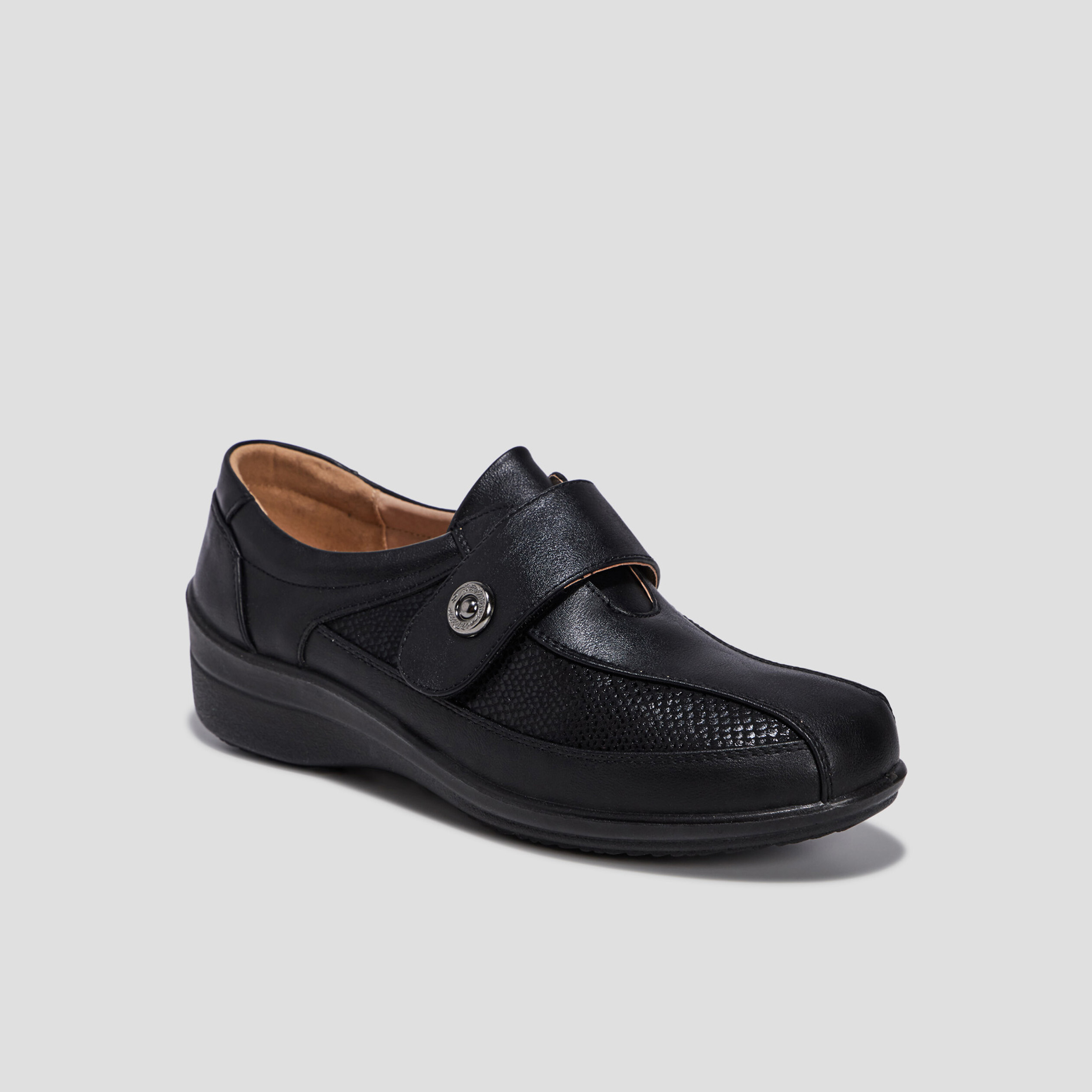 Loafers compensés en cuir noir femme | La Halle