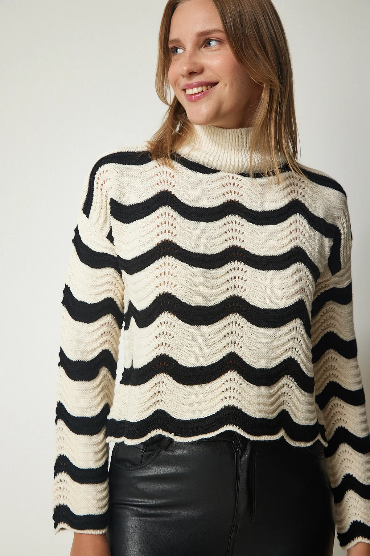 Happiness İstanbul  Pullover - Beige - Regular Fit