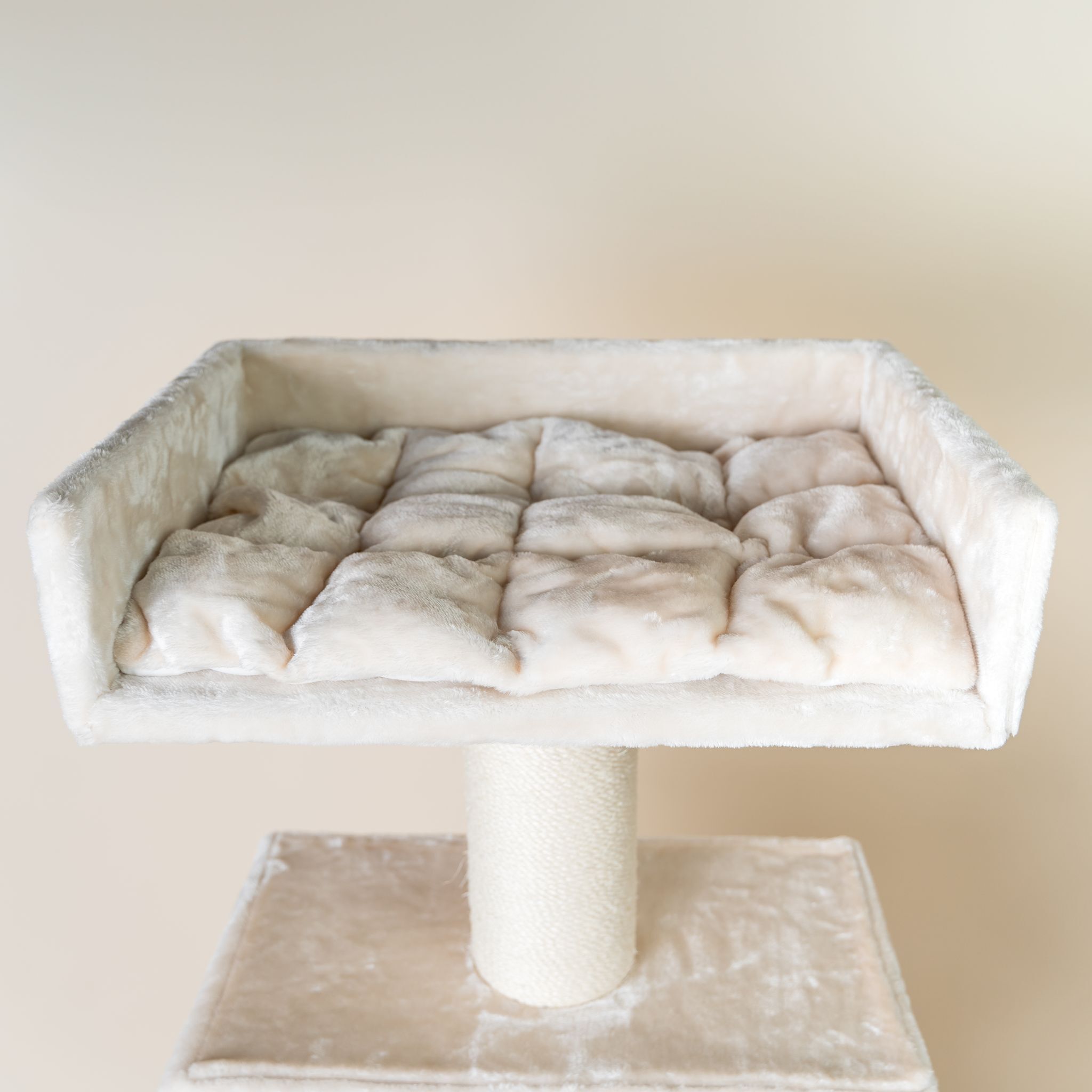 RHR Quality Kratzbäume RHR Quality Kratzbaum Royalty Retreat creme