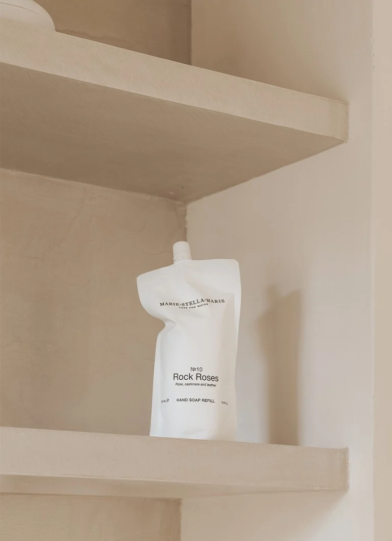 Săpun lichid de mâini Marie-Stella-Maris, rezervă nr. 10, parfum de trandafir de pădure, 500 ml.