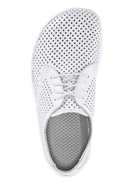 Schnürschuh mit sommerlicher Lochung