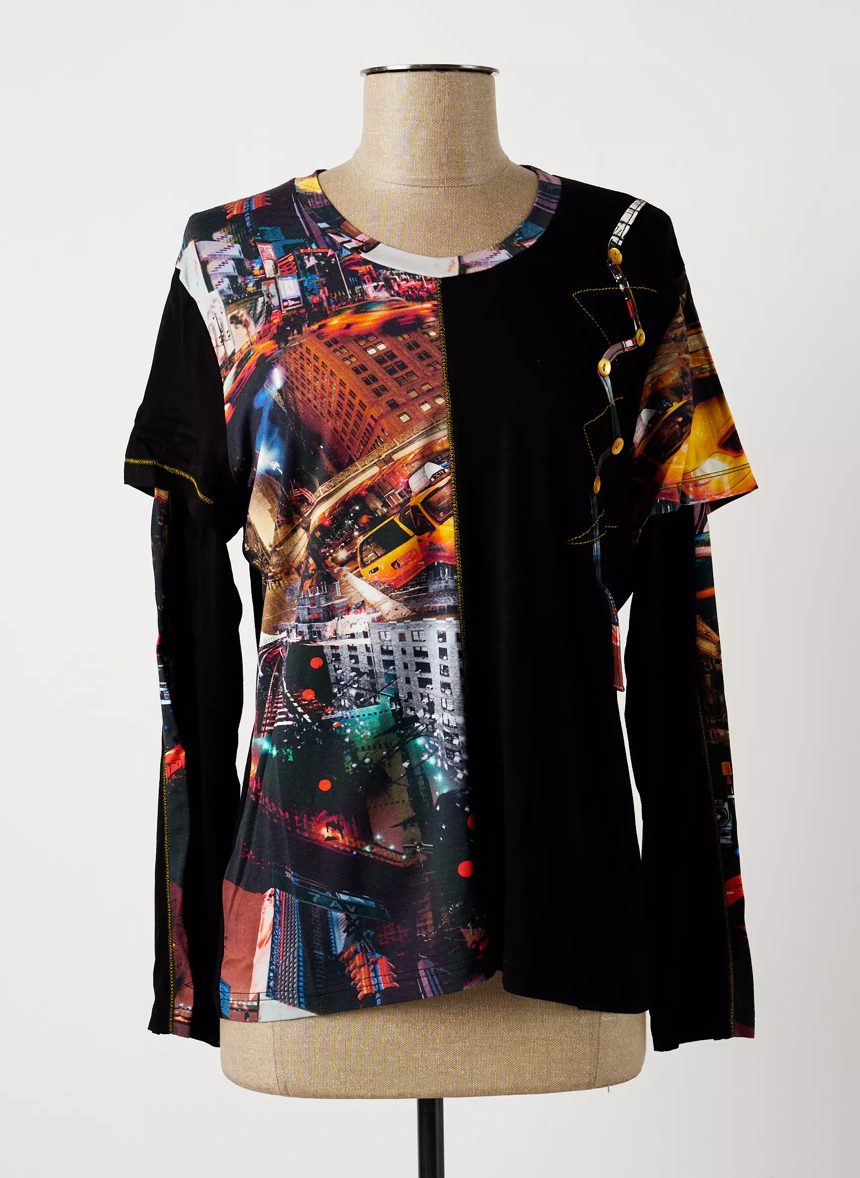Guy Dubouis Tshirts Femme couleur noir