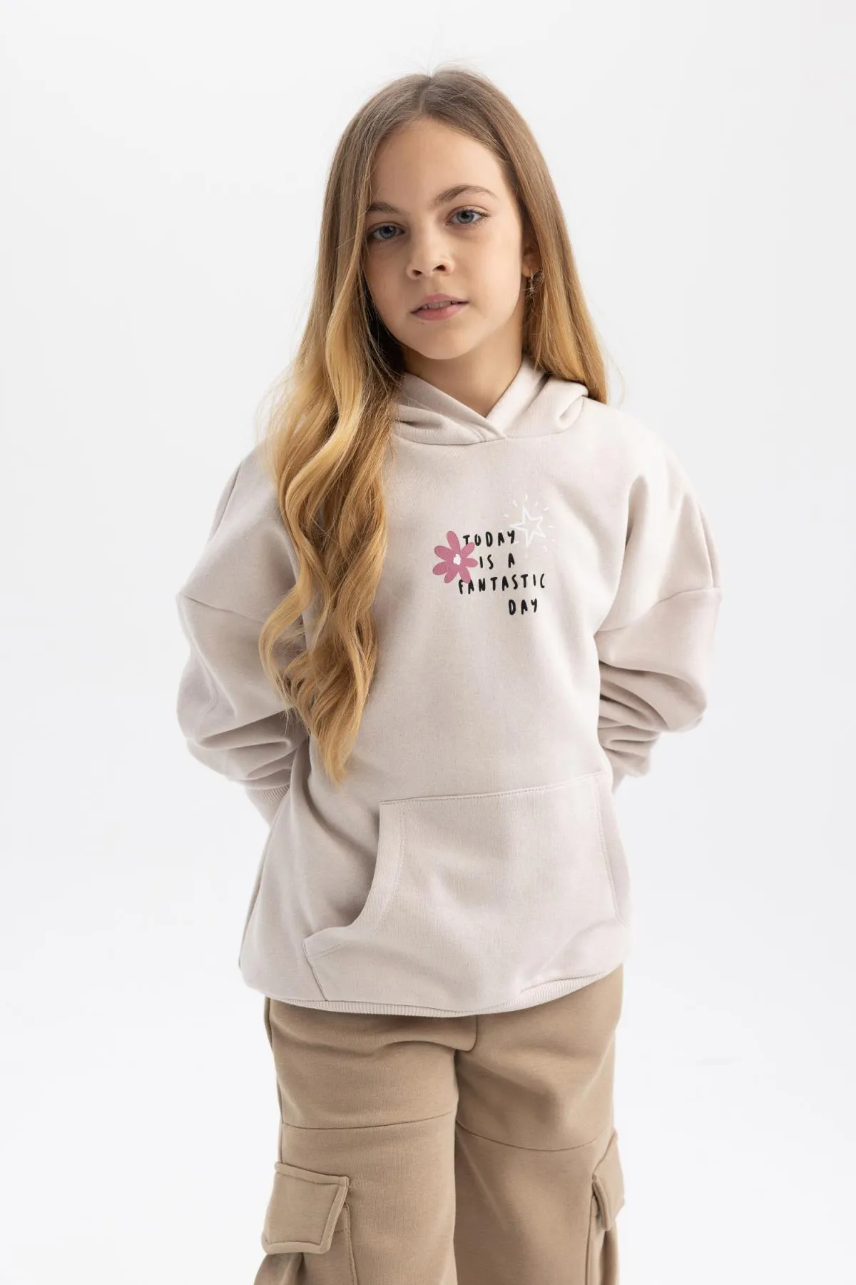 DeFacto  Dickes Kapuzen-Sweatshirt für Mädchen in Oversize-Passform mit weicher, flauschiger Innenseite