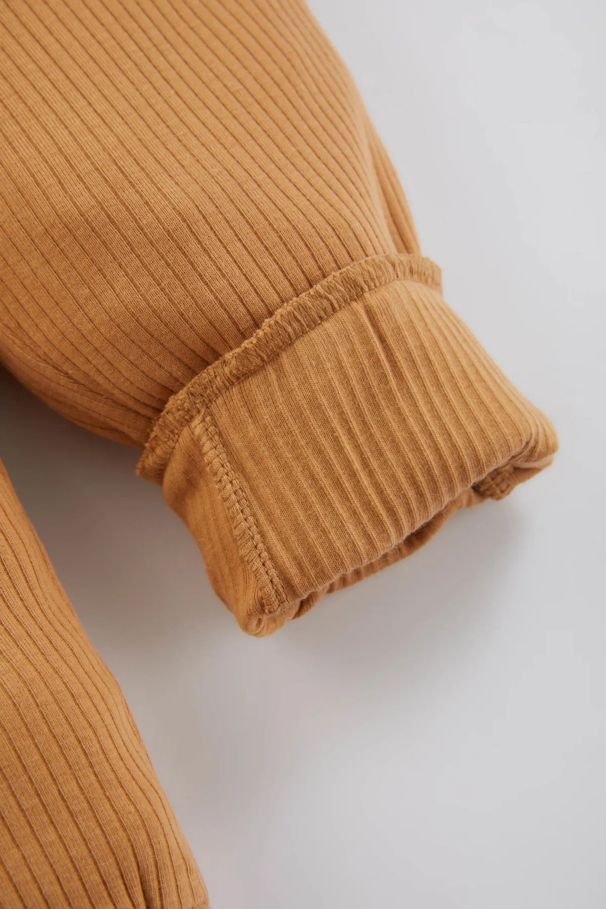 DeFacto  Geripptes Camisole-Unterteil für Babys (Jungen), 2-teilig, B9649a524sp