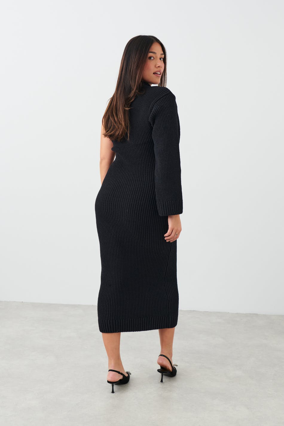 One shoulder knit dress