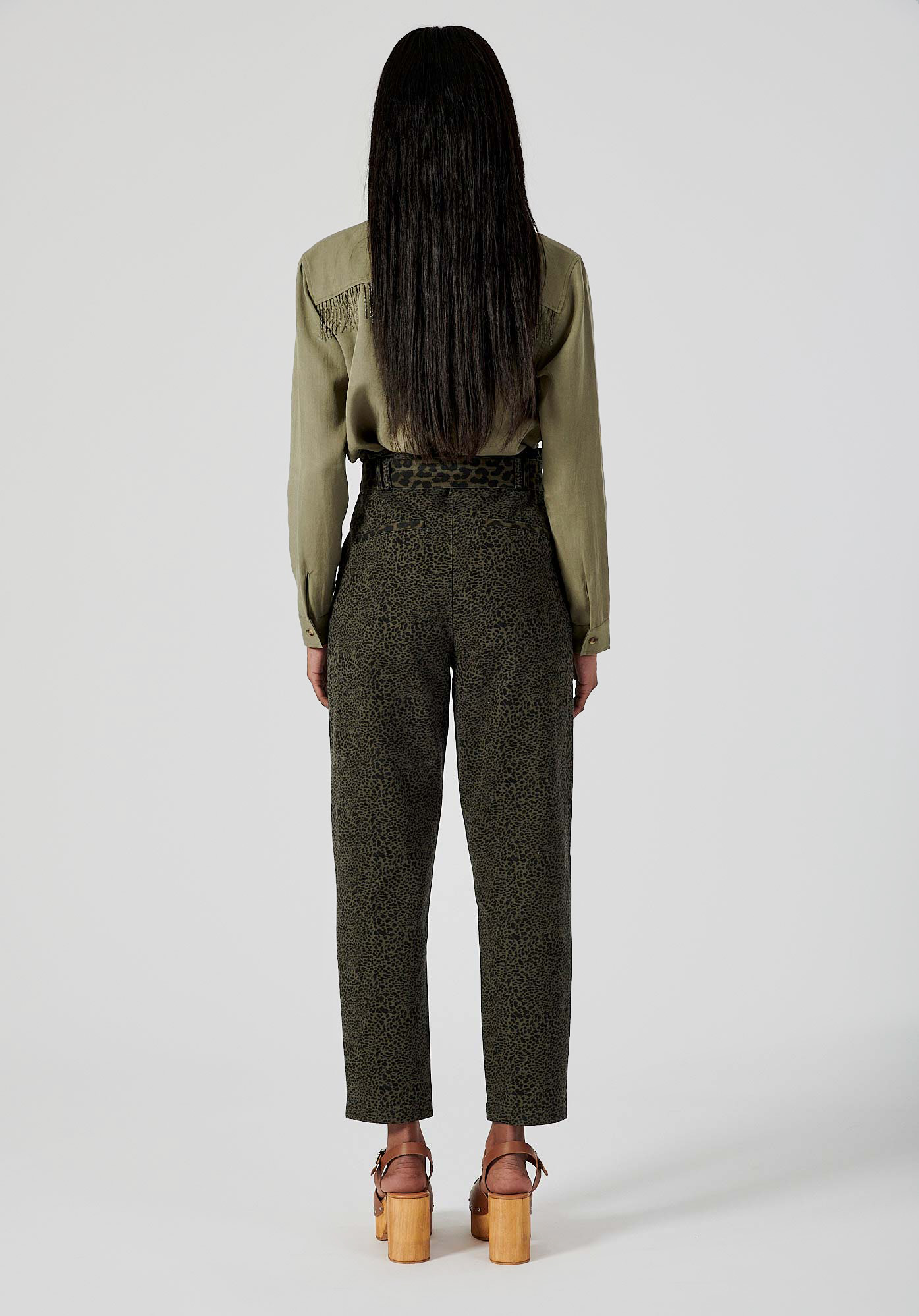 COLMA  Pantalon kaki imprimé femme