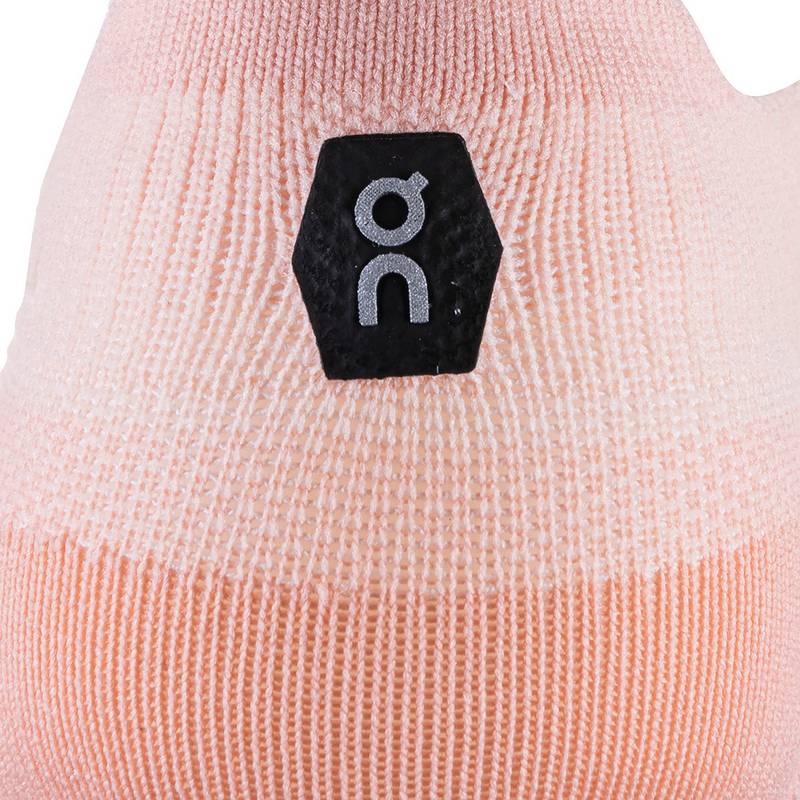 On PERFORMANCE LOW SOCK Socken Damen