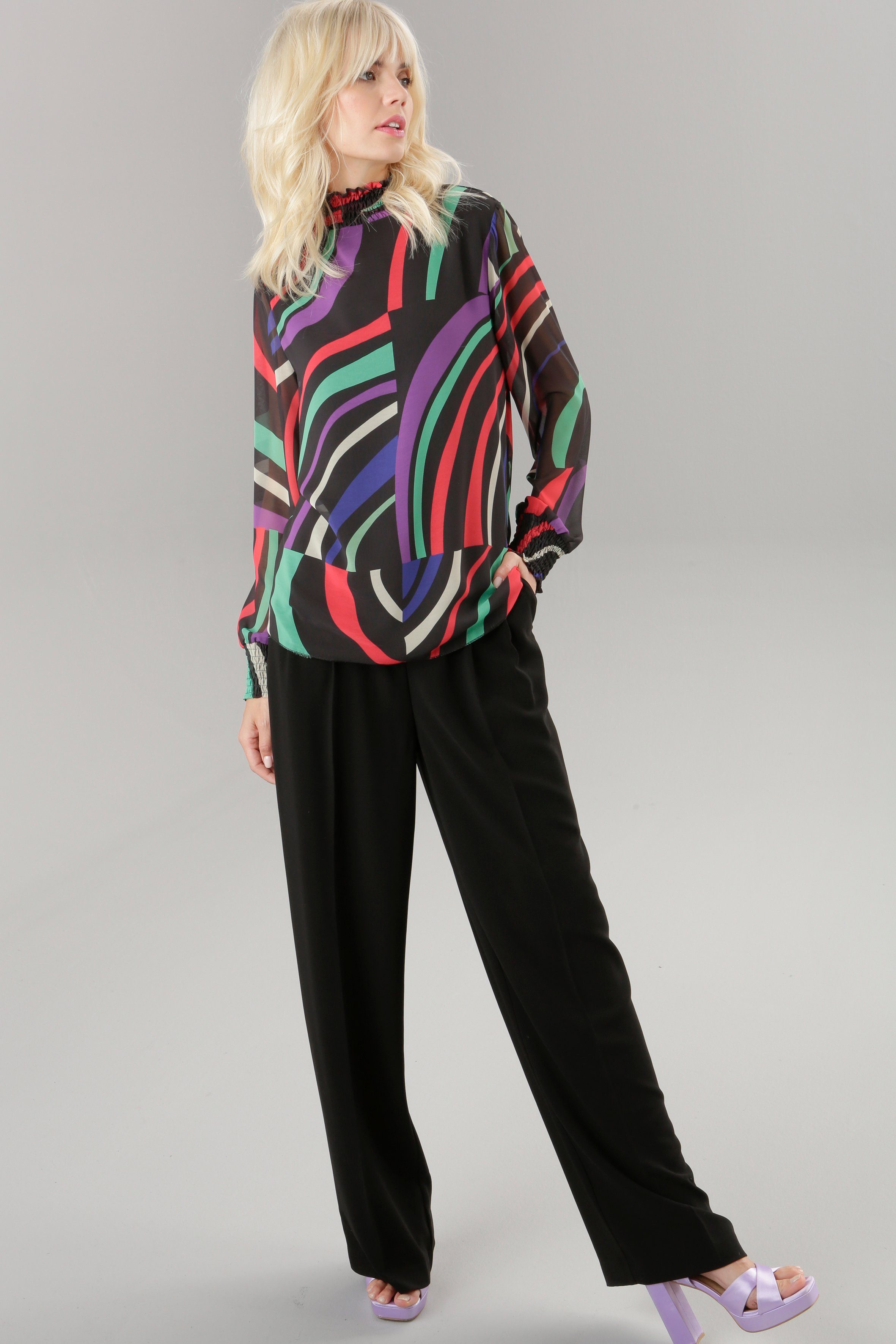 Aniston SELECTED Chiffonbluse mit buntem, grafischem Muster