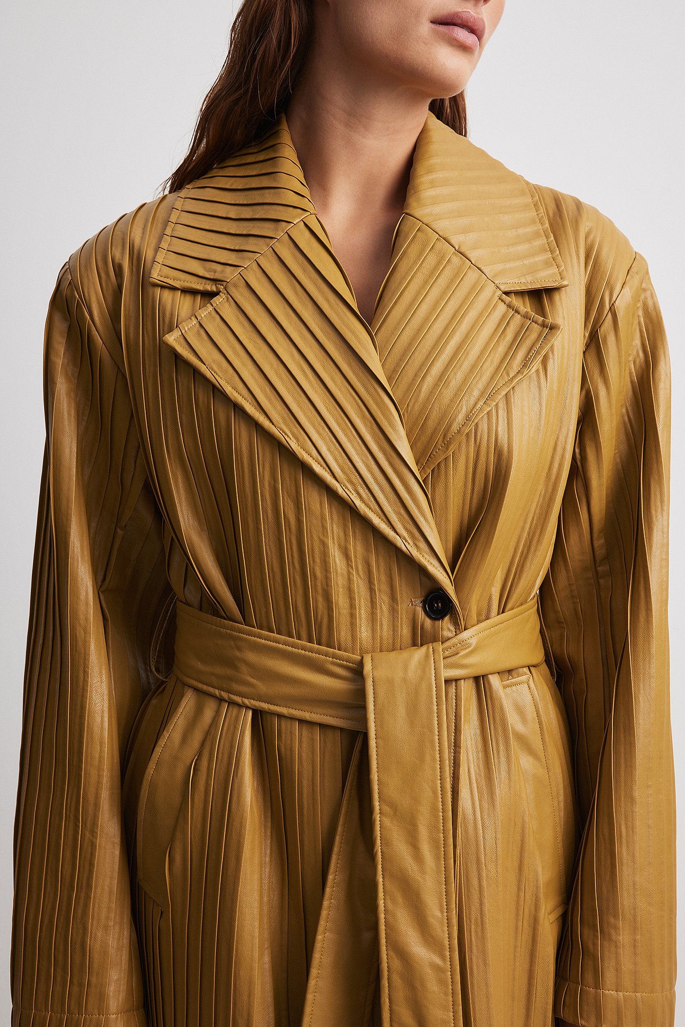 Oversized PU-Trenchcoat mit Plissé-Detail