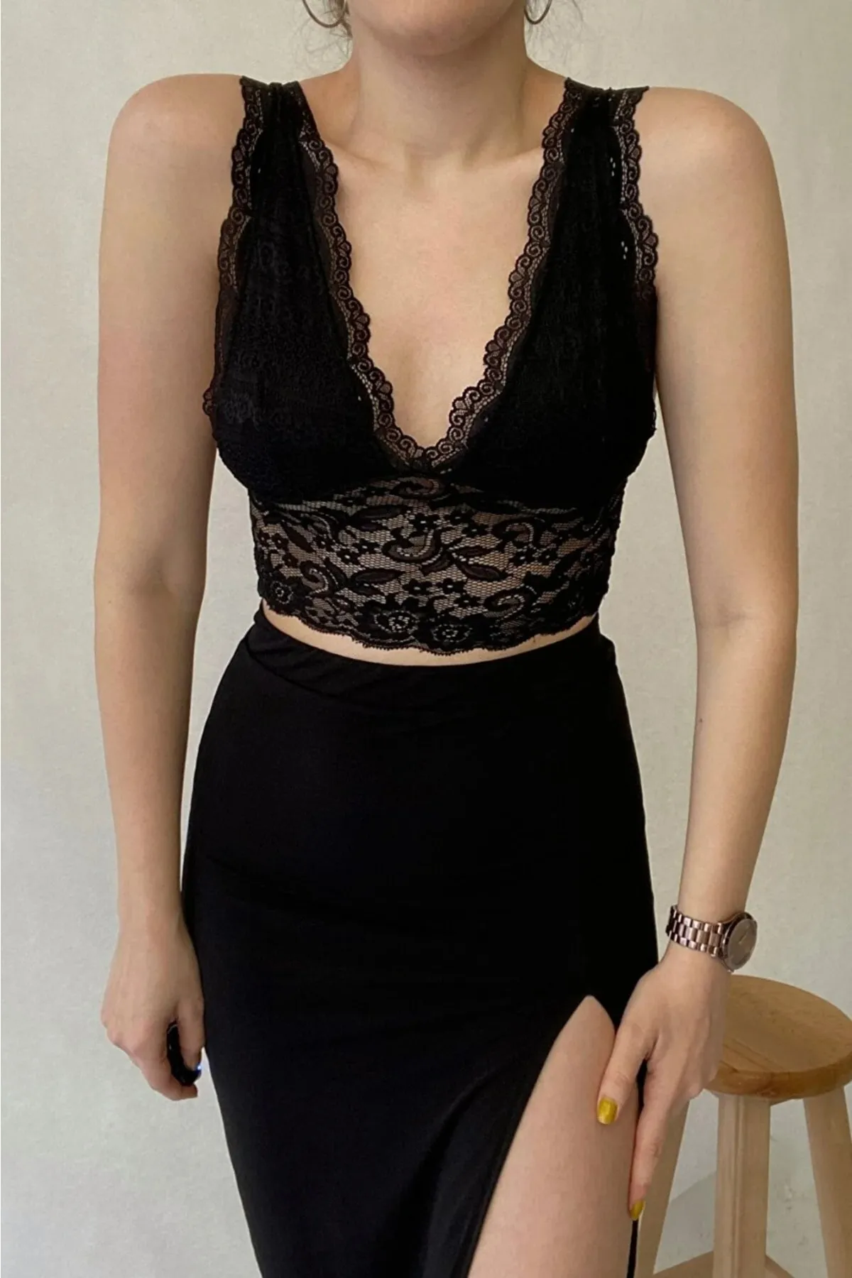 IŞILDA FASHION  Schwarzes Spitzen-Bralette