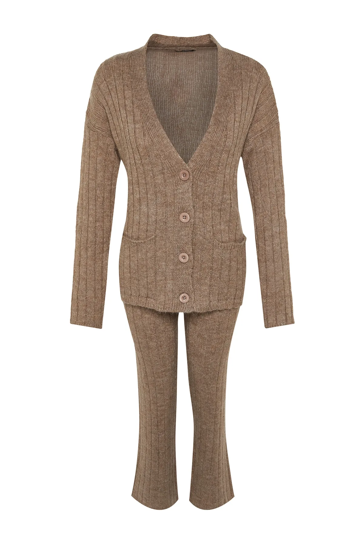 Trendyol Collection  Nerzfarbenes, weit geschnittenes Set aus Oberteil und Unterteil aus weicher Strickware TWOAW22AU0128