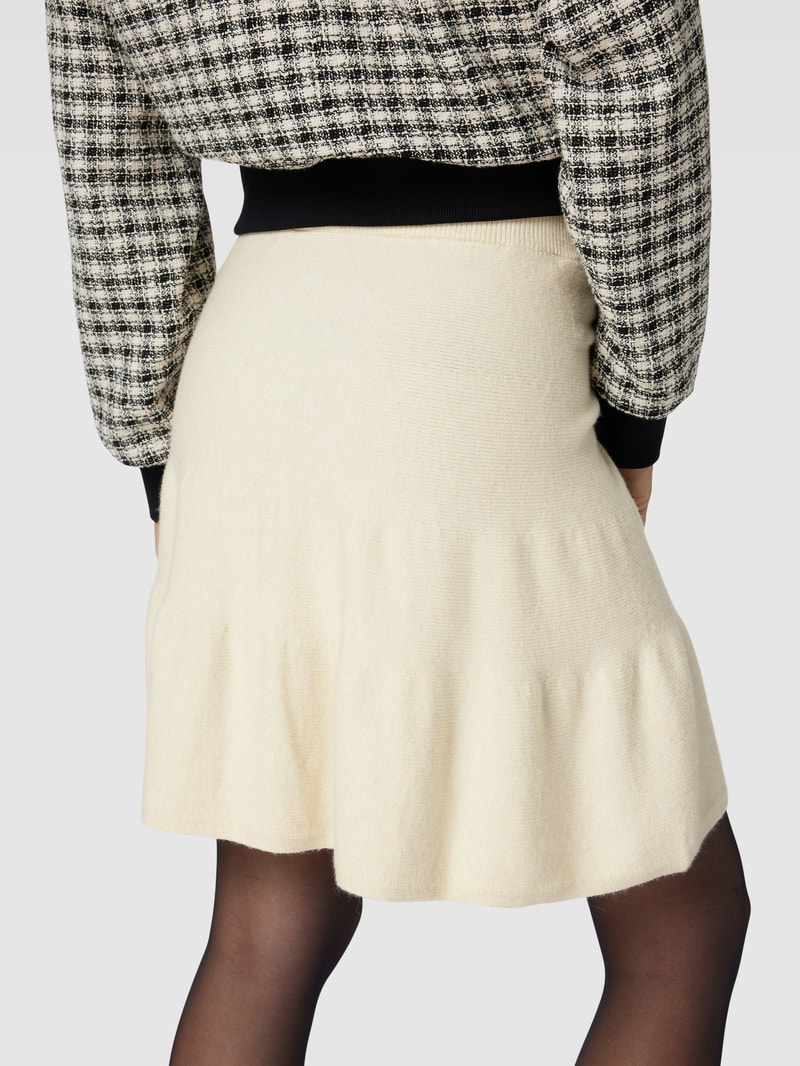Knielanger Rock mit Strukturmuster Modell 'VIRIL' in offwhite