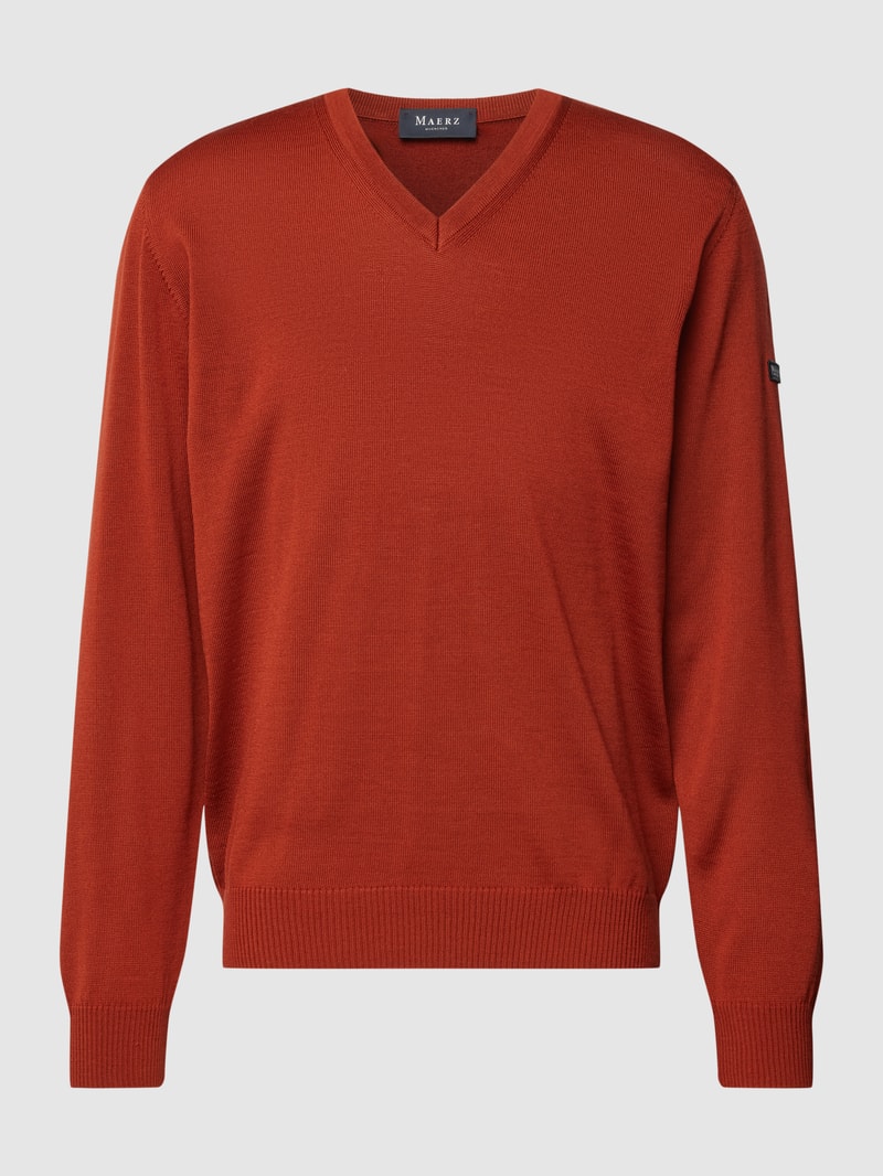 Strickpullover mit Label-Patch in kupfer