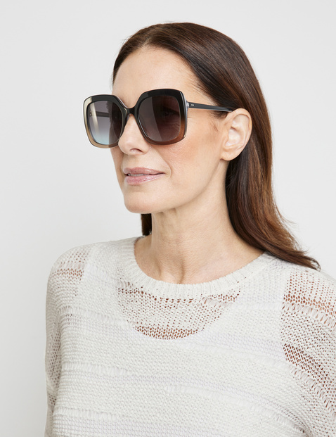 Kastige Sonnenbrille mit Dégradé-Optik