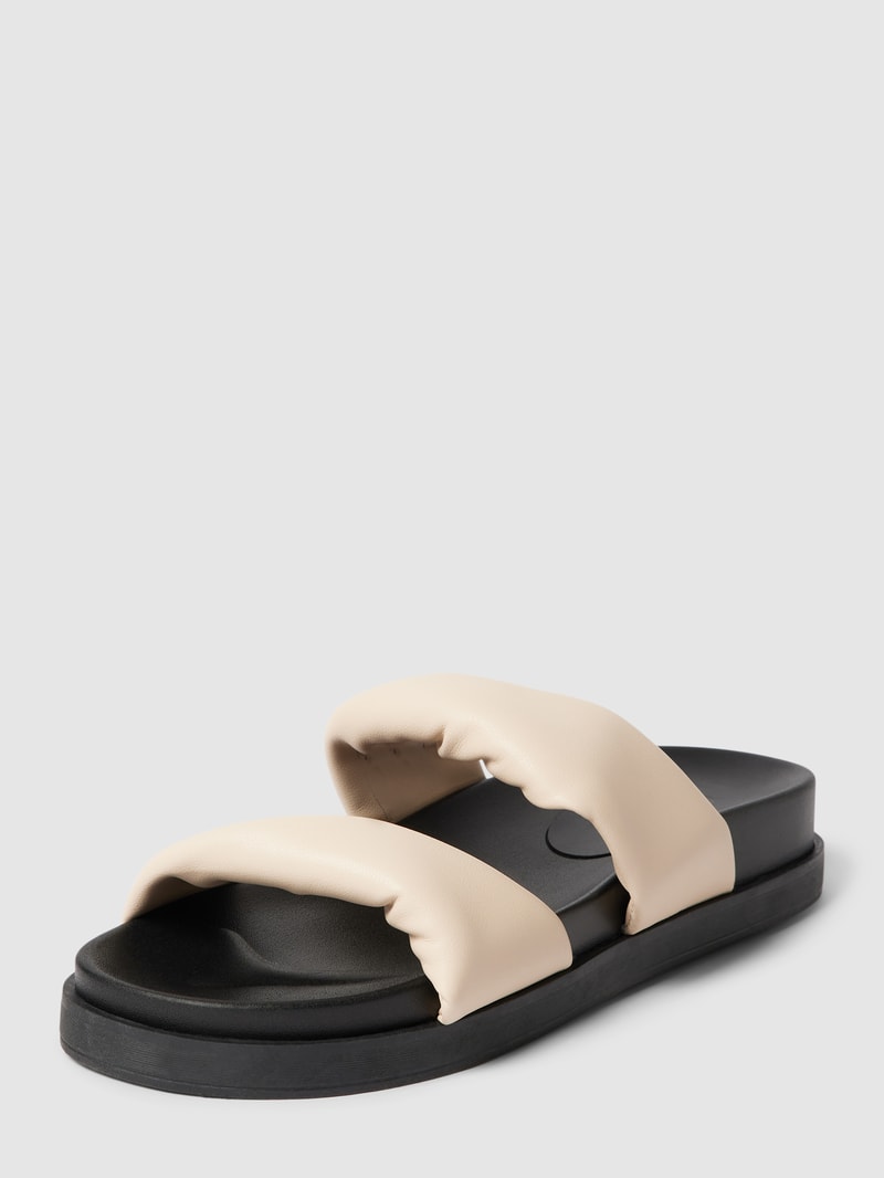 Pantoletten in Two-Tone-Machart in beige